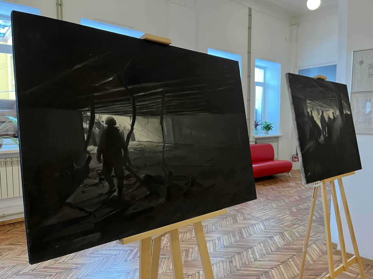 Новини Тернополя - фото з Про війну без прикрас: у Тернополі відкрили виставку картин загиблого Олега Дробоцького