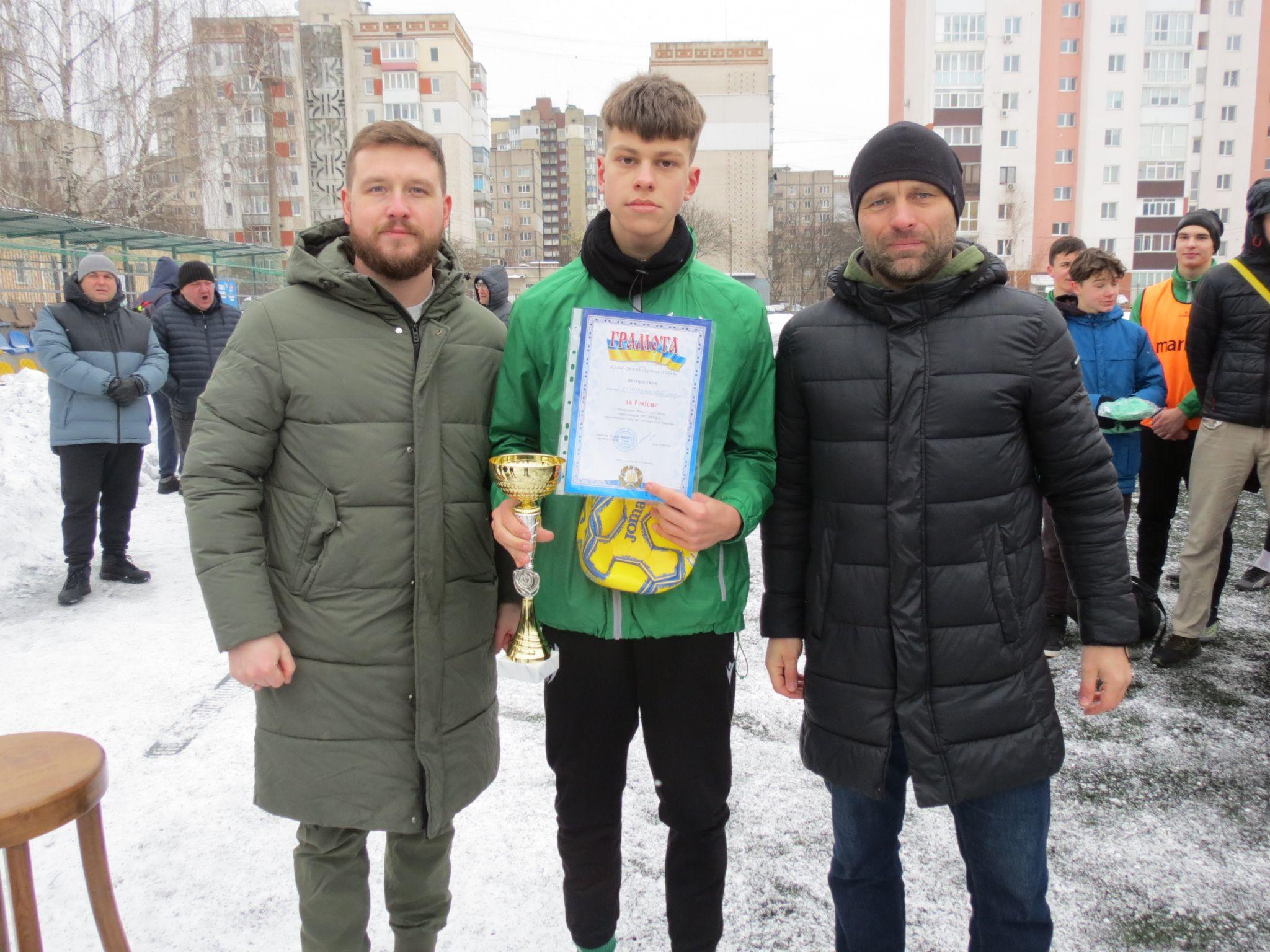 Новини Вінниці - фото з Пам'ять тренера Олега Серьогіна вшанували відкритим футбольним турніром