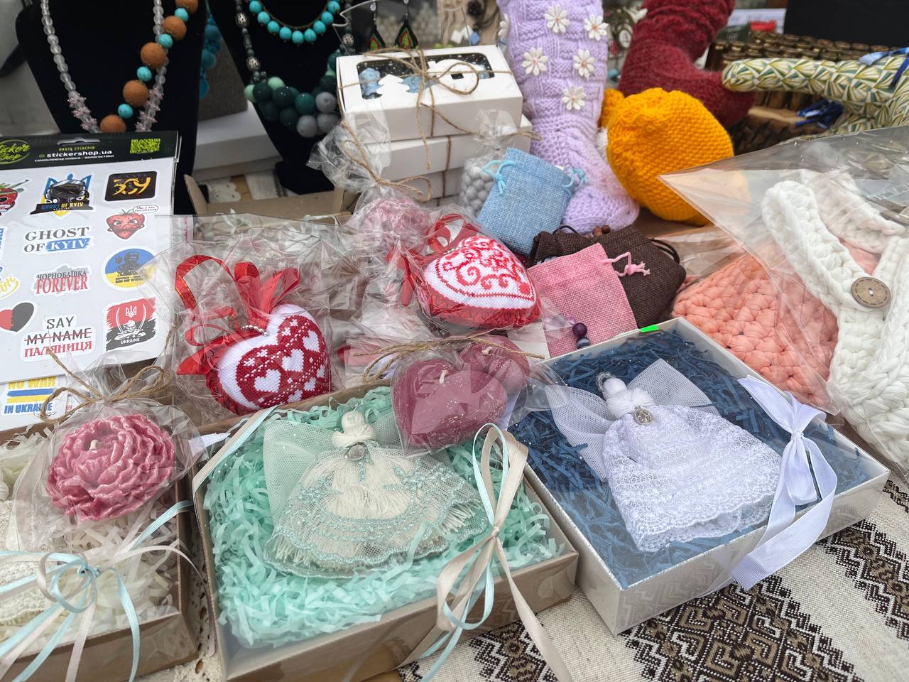 Новини Тернополя - фото з У Тернополі провели благодійний ярмарок для ЗСУ: що продавали?