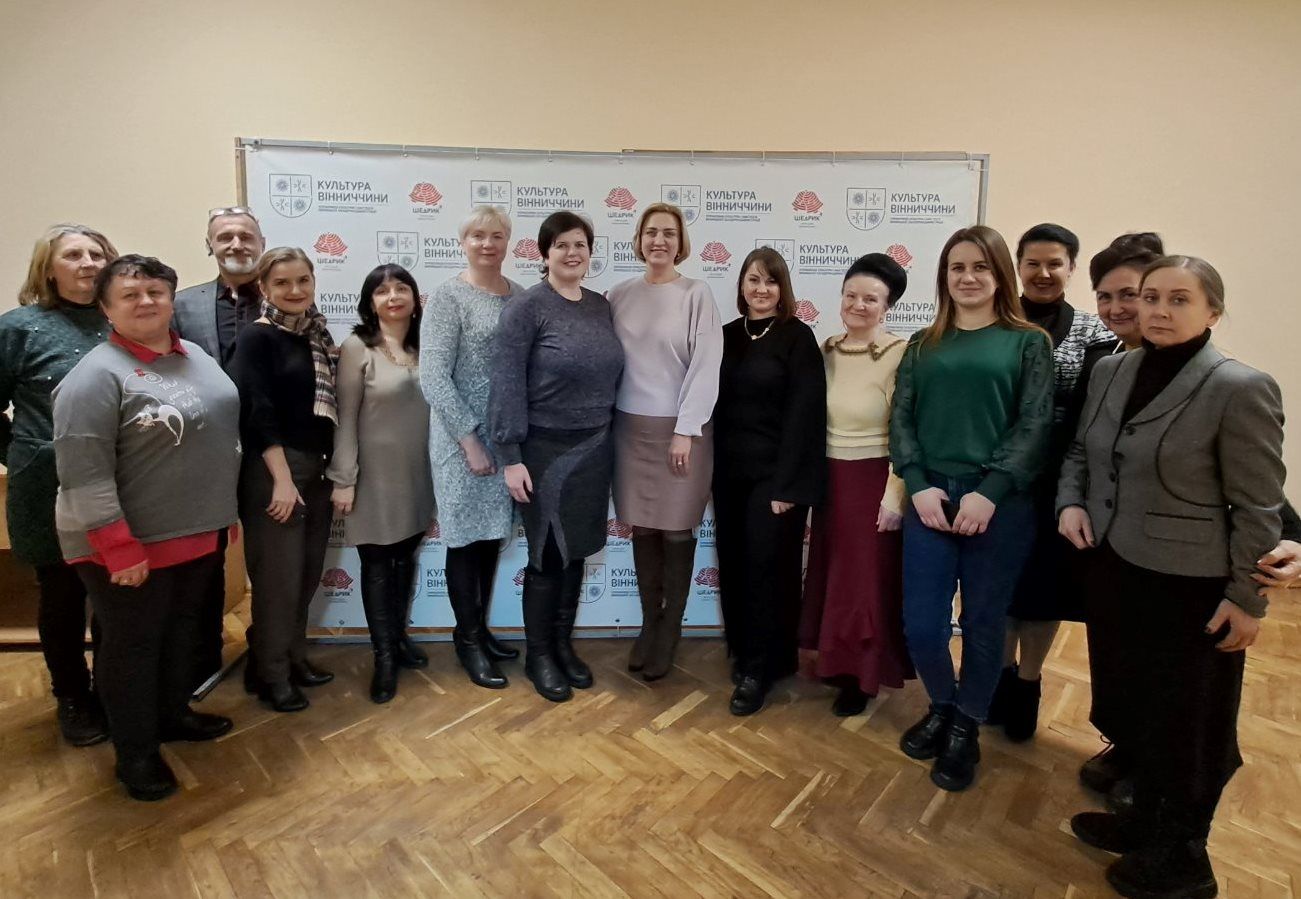 Новини Козятина - фото з Глухівчан на звітній кампанії хвалили та ставили у приклад