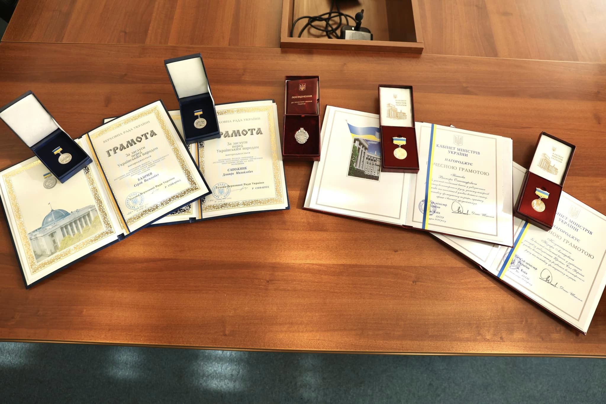 Новини Вінниці - фото з Захисників, медиків та волонтерів Вінниччини відзначили державними нагородами