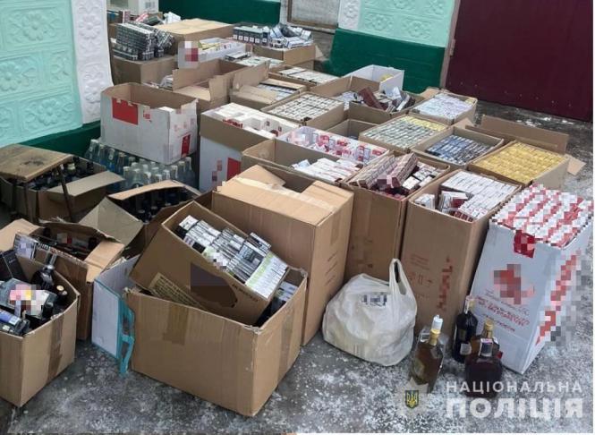 Новини Вінниці - фото з Тютюнових виробів та алкоголю на понад 1,2 мільйона вилучили у жителя Чечельника