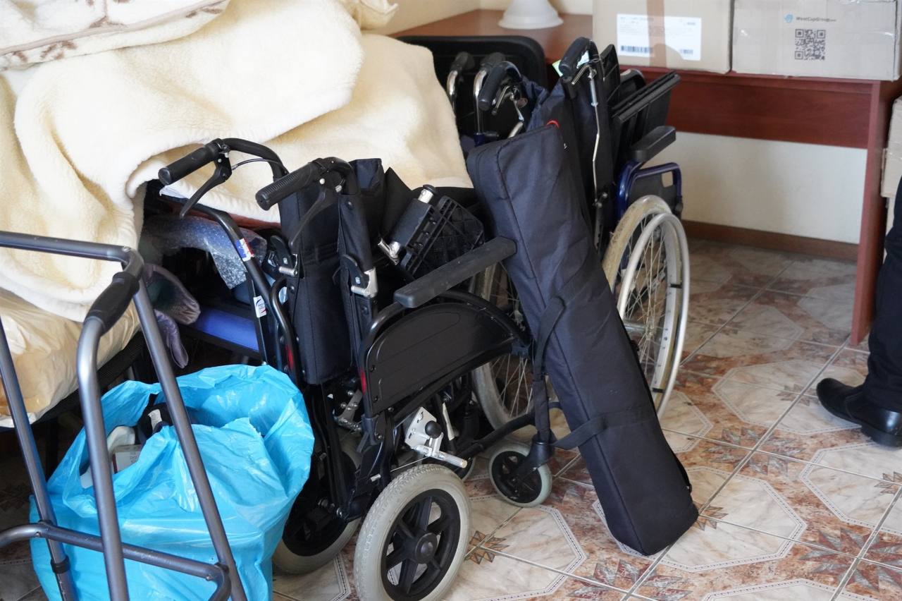 Новини Хмельницького - фото з У Городок привезли гуманітарну допомогу із Франції