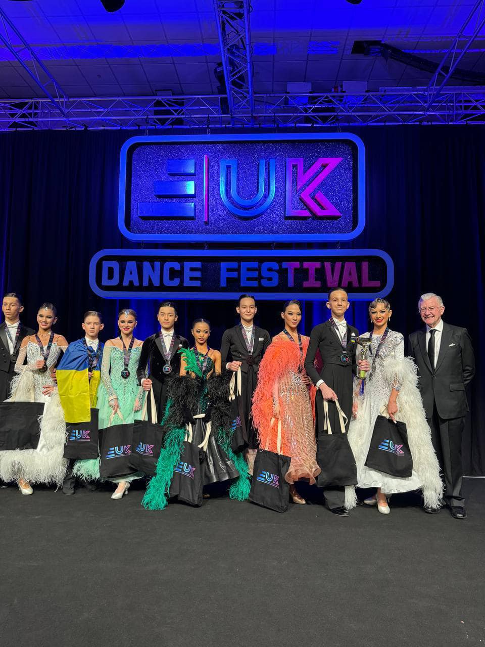 Новини Тернополя - фото з Тернопільські танцюристи на турнірі у Великій Британії посіли призові місця