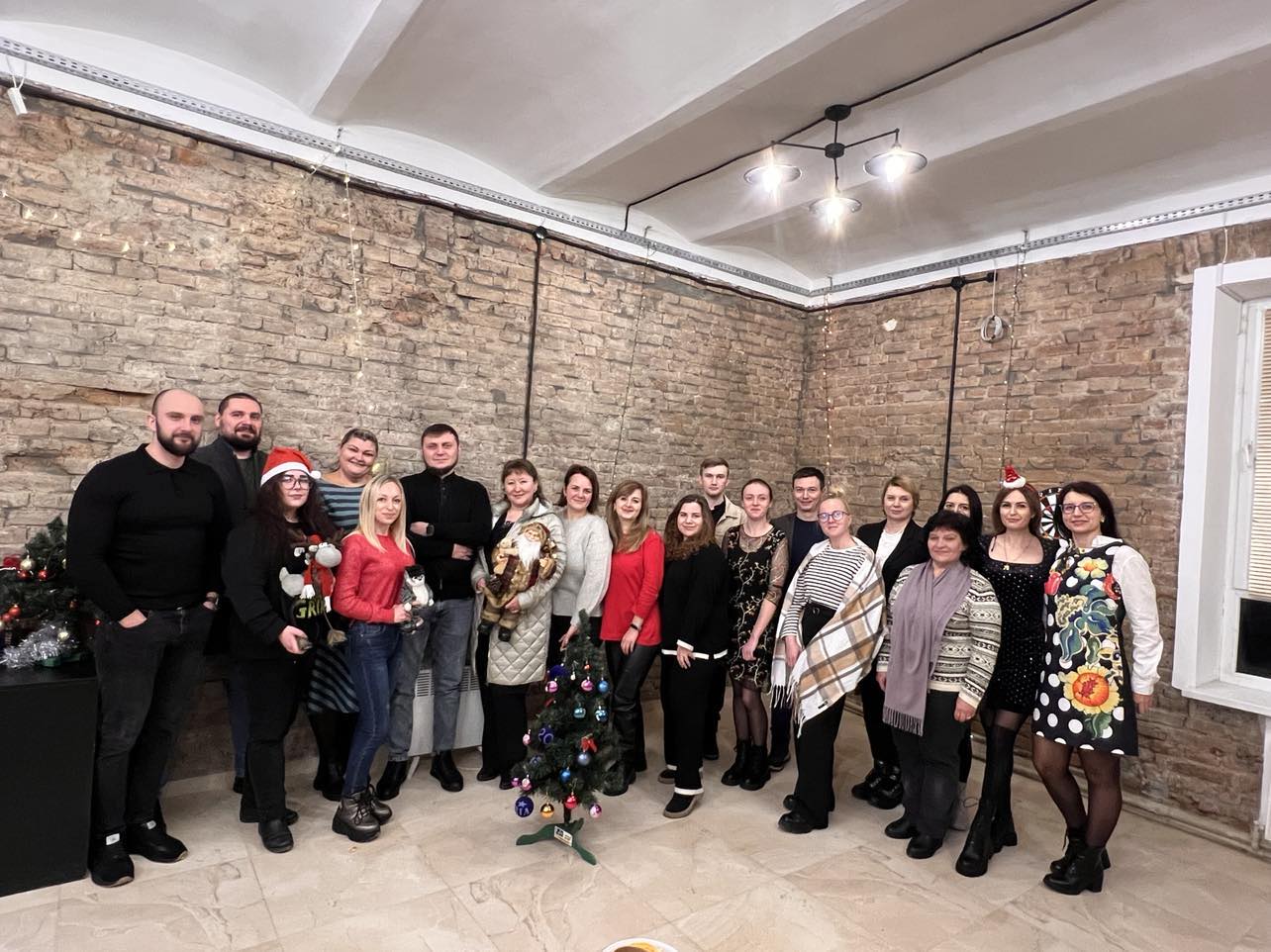 Новини Тернополя - фото з Чверть століття ваші надійні друзі та помічники: газеті «RIA плюс» виповнюється 25 років