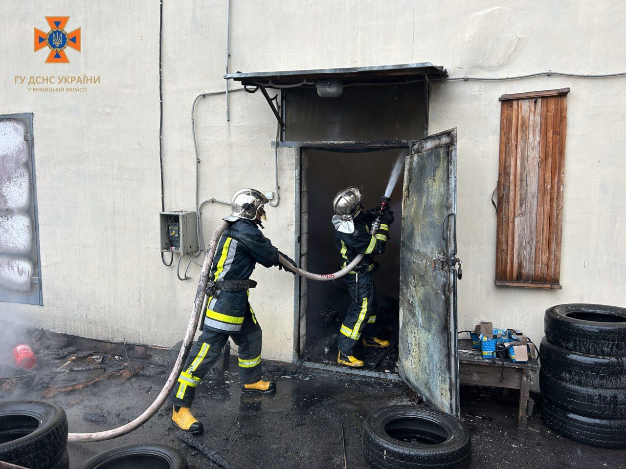 Новини Вінниці - фото з Пожежу на складі заводу «Ковбаскофф» ліквідували, обійшлося без жертв