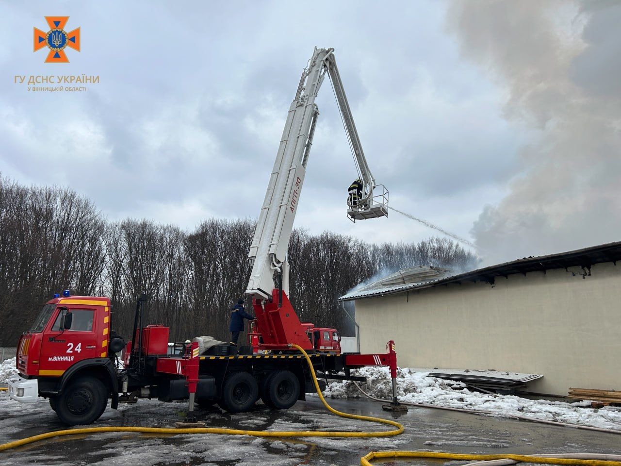 Новини Вінниці - фото з Пожежу на складі заводу «Ковбаскофф» ліквідували, обійшлося без жертв