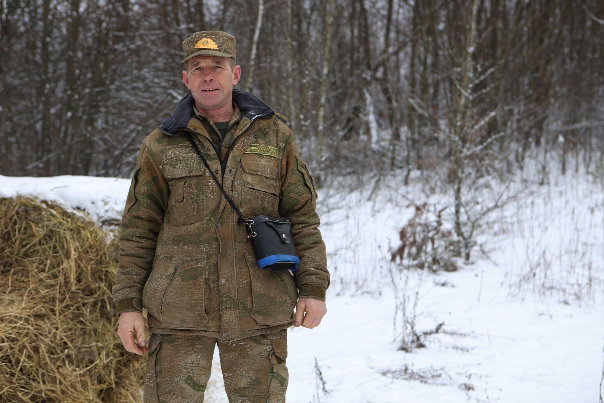 Новини Вінниці - фото з Слідами червонокнижних зубрів. Єгер Олександр Сіваченко про тварин, яких доглядає сорок років