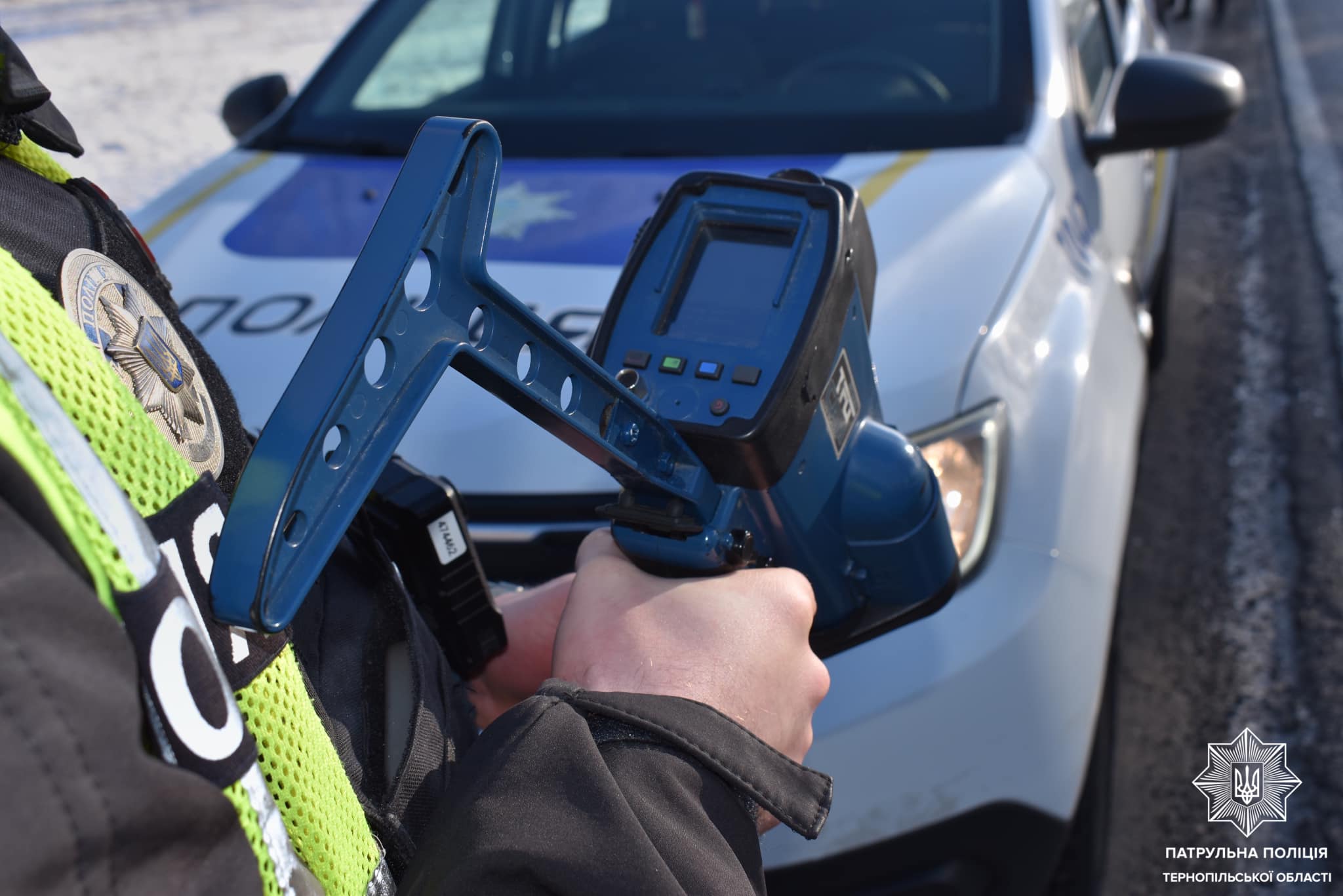 Новини Тернополя - фото з На Тернопільщині патрульні полюють на порушників швидкості