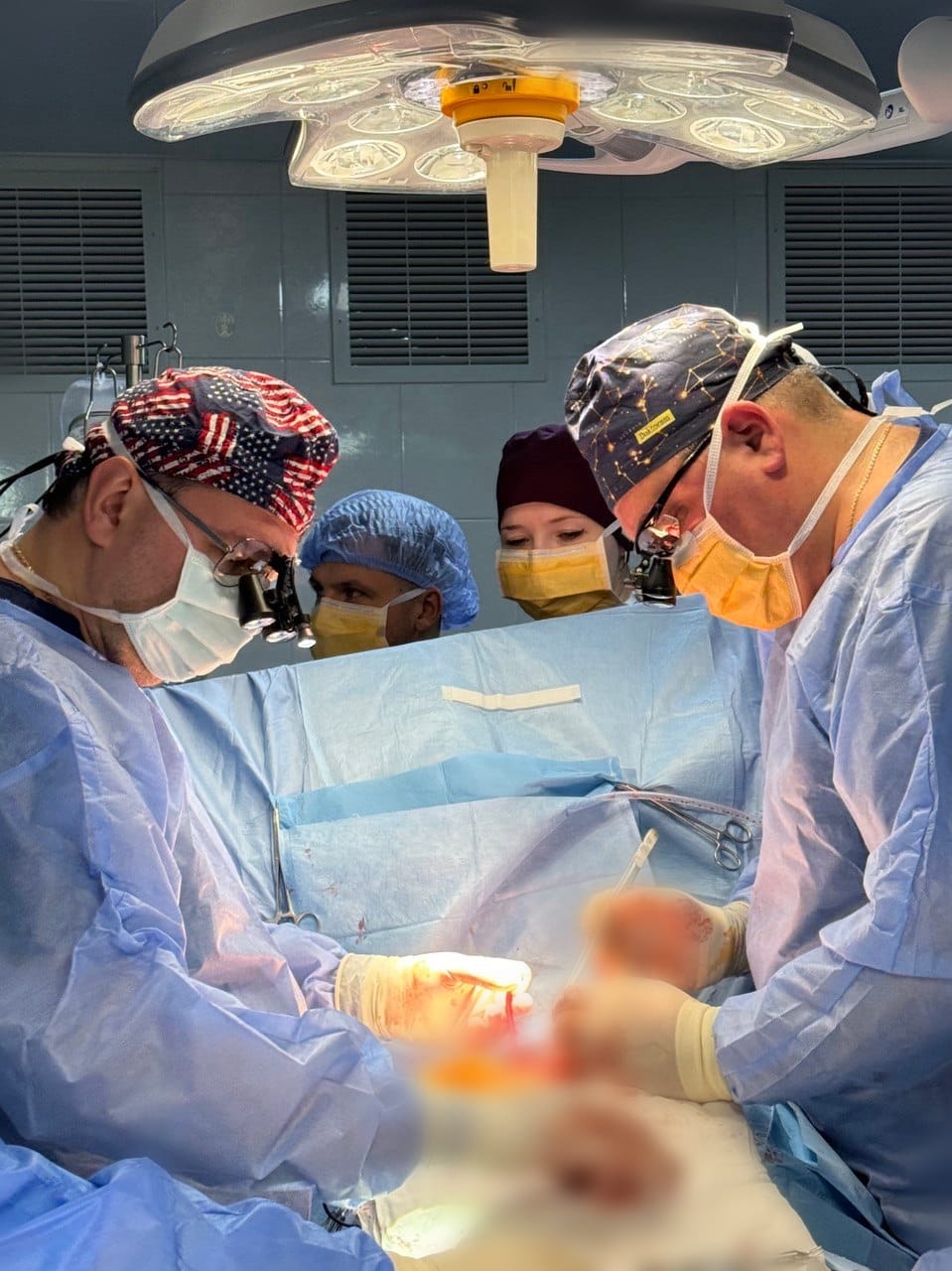 Новини Вінниці - фото з У Вінниці команда хірургів видалила металевий уламок з серця пацієнта