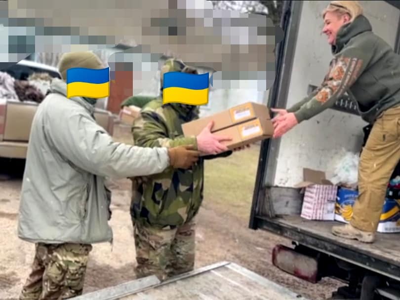 Новини Вінниці - фото з «Приїхали вчасно — у них закінчилися дрони». 60-та поїздка волонтерів з Шаргорода до військових