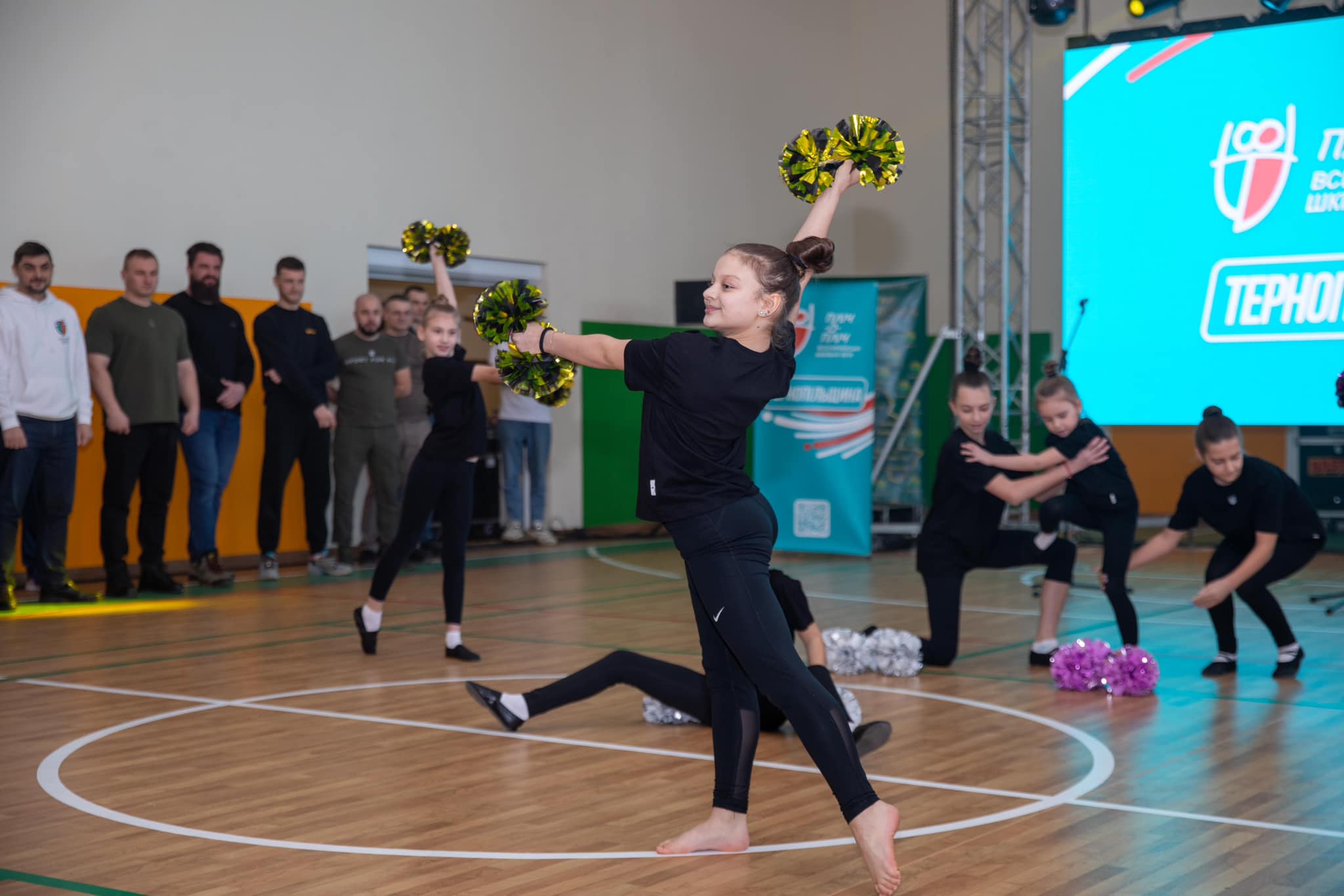 Новини Тернополя - фото з Найсильніша людина Європи та призер з армреслінгу відвідали Тернопільщину