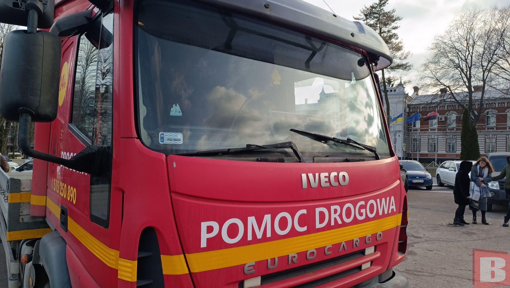 Новини Хмельницького - фото з Хмельничани зібрали 226 тисяч на евакуатор спецпризначенцям