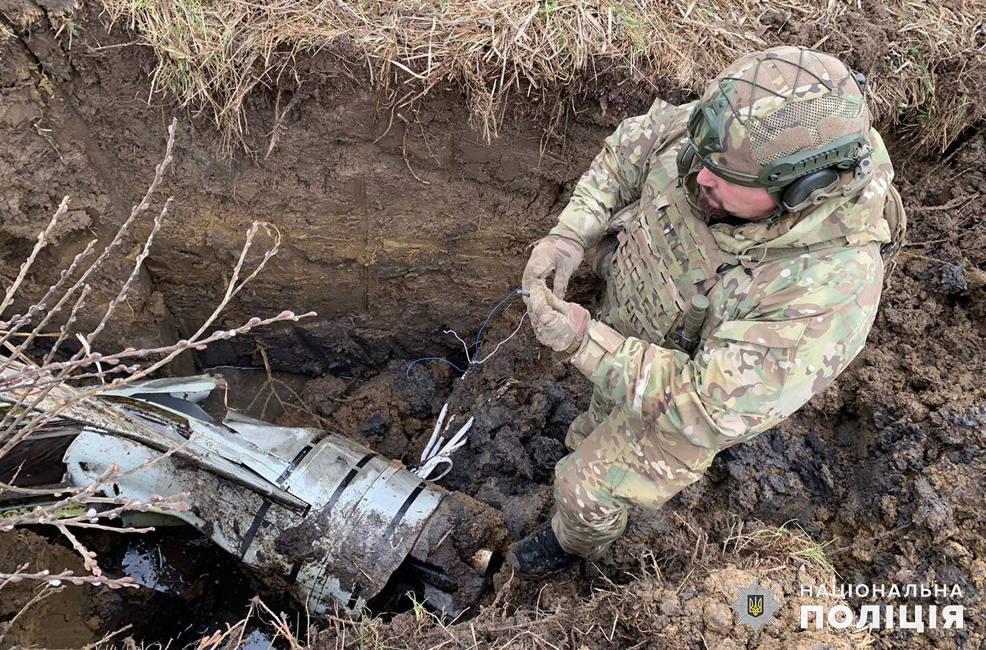 Новини Хмельницького - фото з Вибухотехніки поліції Хмельниччини показали, як знешкоджують залишки ракет і дронів