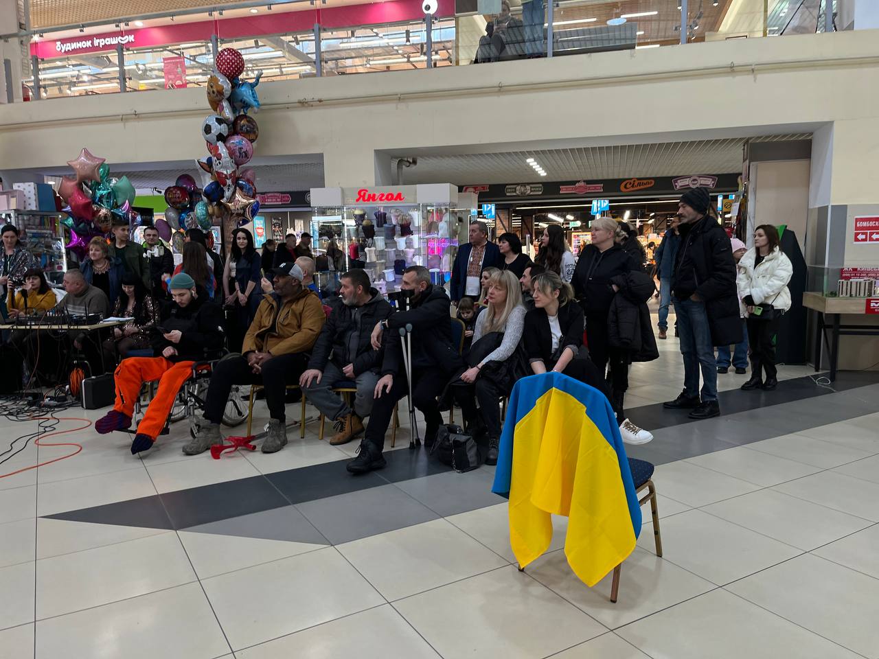 Новини Тернополя - фото з Волонтери Тернополя мають зібрати понад мільйон на автівки та дрони для ЗСУ