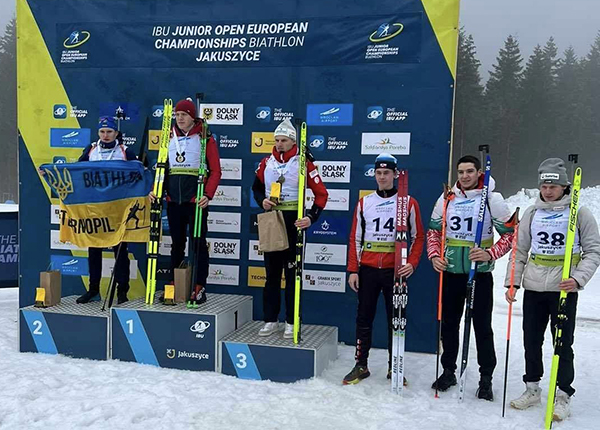 Новини Тернополя - фото з Тернополянин Віталій Мандзин виборов срібло на юніорському Чемпіонаті Європи з біатлону