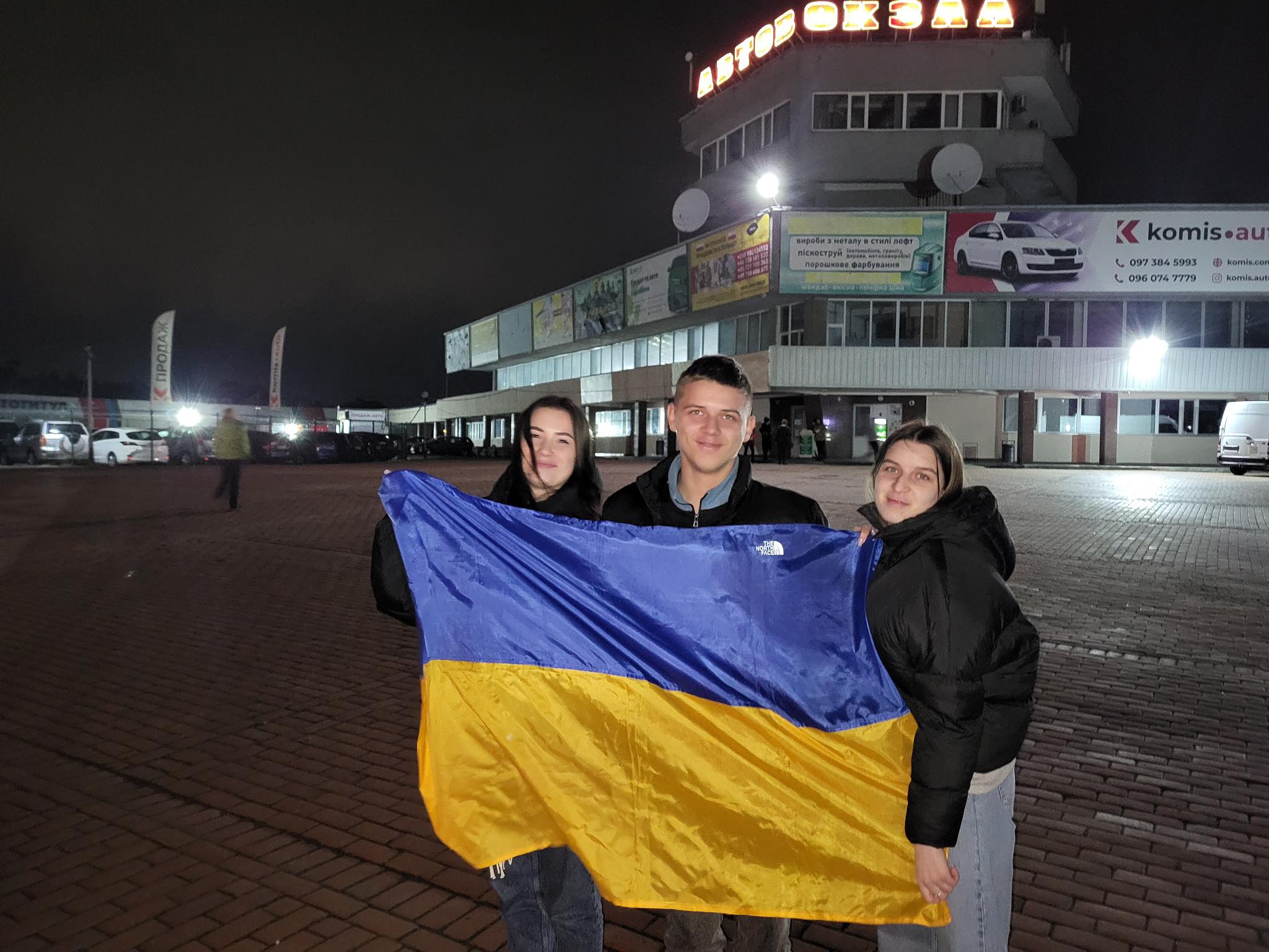 Новини Хмельницького - фото з З окупації - в Хмельницький. Історія 17-річного Міші, якого вивезли з Маріуполя Нет описания.