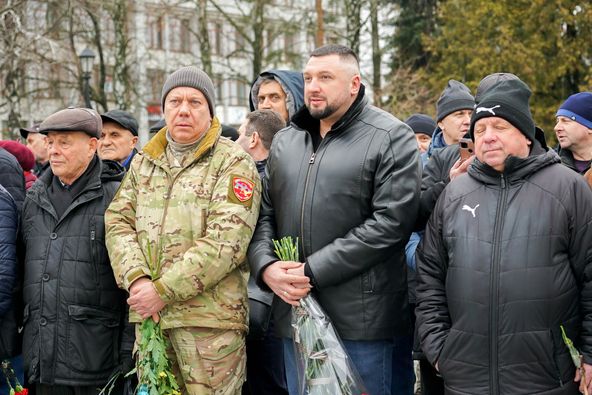 Новини Житомира - фото з У Житомирі вшанували воїнів-інтернаціоналістів та нинішніх захисників і захисниць України