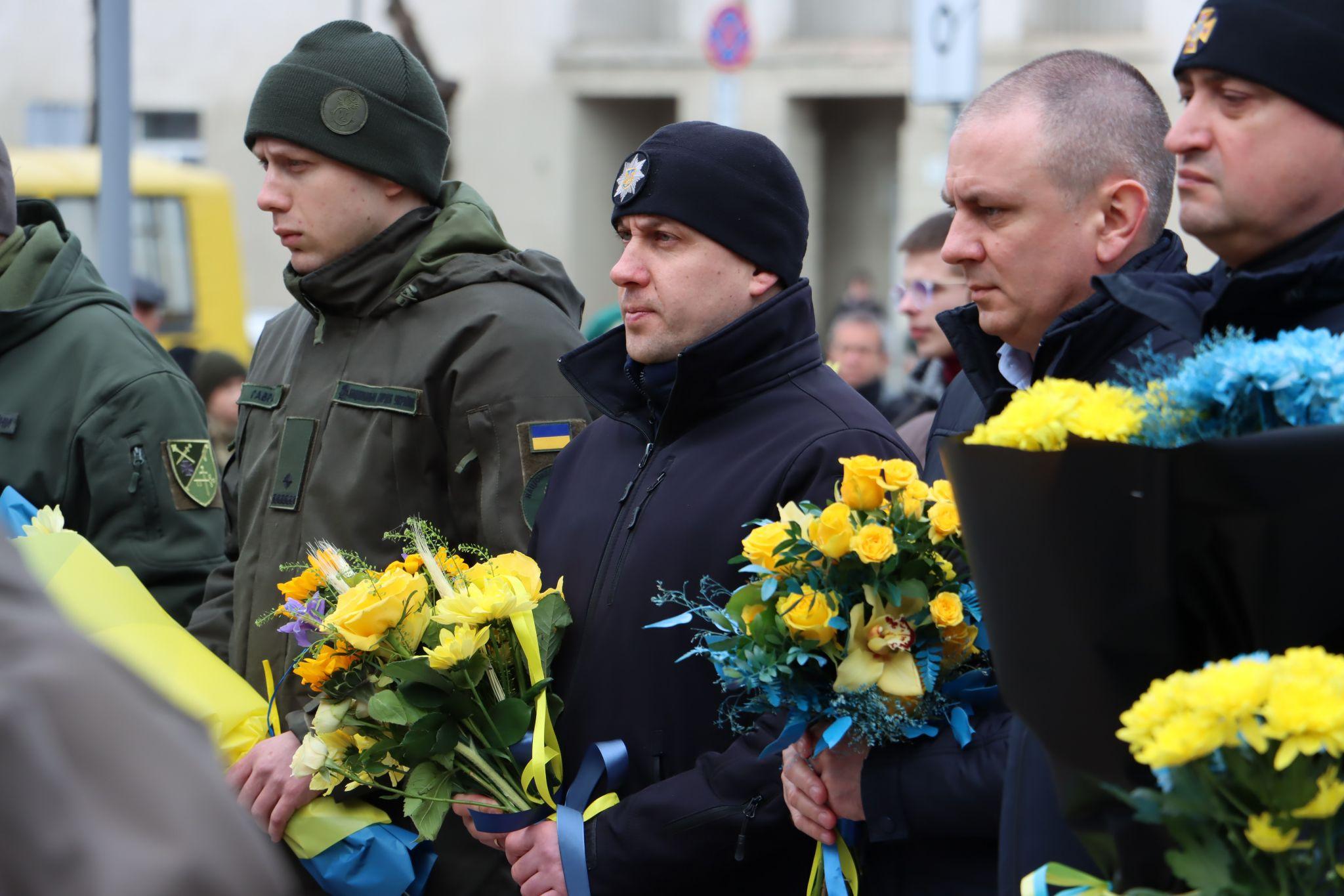 Новини Тернополя - фото з У Тернополі вшанували пам'ять Героїв Небесної сотні (РЕПОРТАЖ)