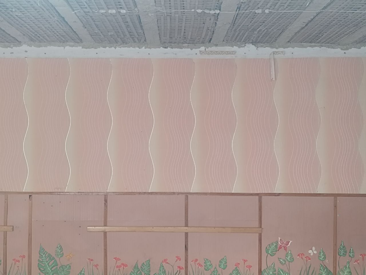 Новини Вінниці - фото з «РАЦС вже навіть відремонтували, а школу ні». Чому понад рік не відновлюють ліцей №8?