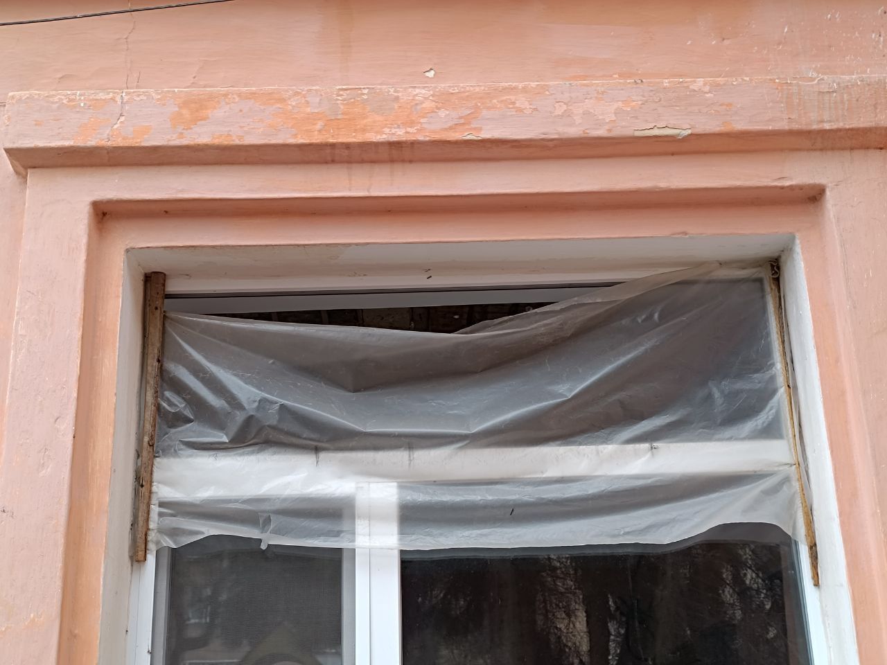 Новини Вінниці - фото з «РАЦС вже навіть відремонтували, а школу ні». Чому понад рік не відновлюють ліцей №8?