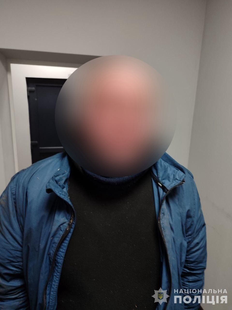 Новини Вінниці - фото з На автовокзалі в Хмільнику чоловік побив дівчину та намагався її зґвалтувати