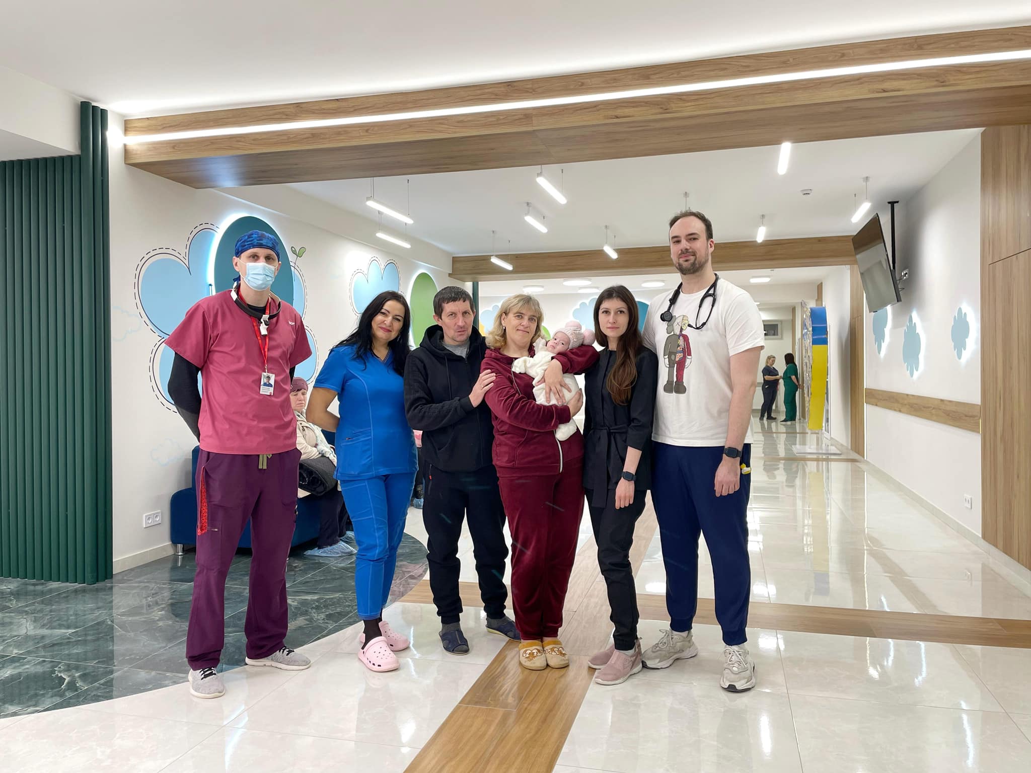 Новини Тернополя - фото з Медики врятували 2-місячну дівчинку з Тернопільщини, яка не могла дихати