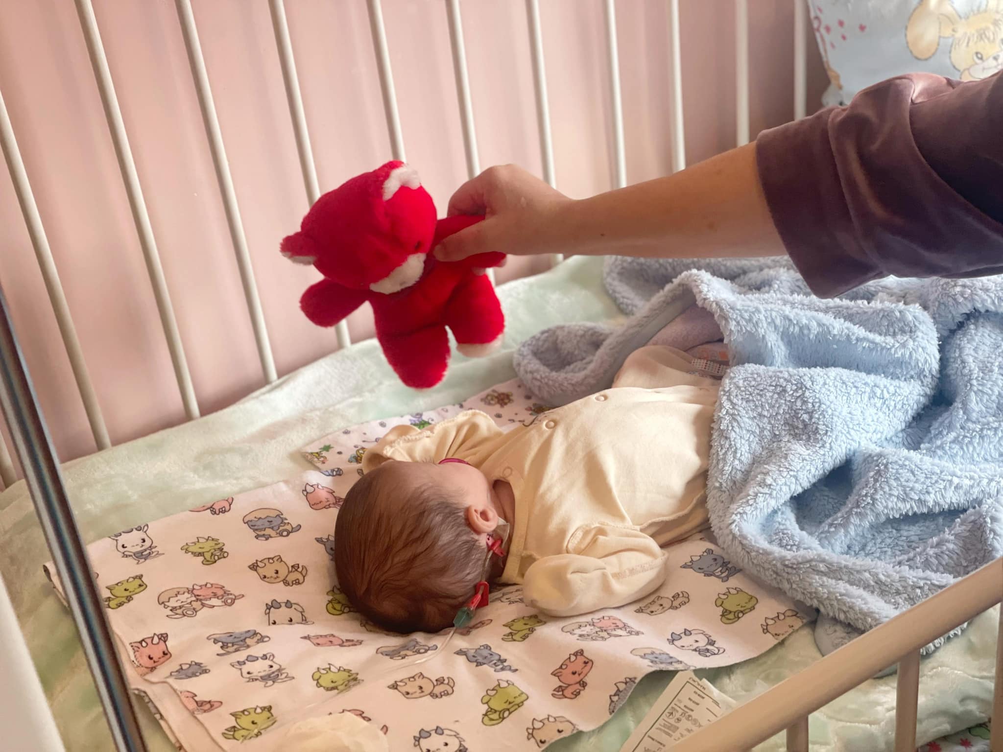 Новини Тернополя - фото з Медики врятували 2-місячну дівчинку з Тернопільщини, яка не могла дихати