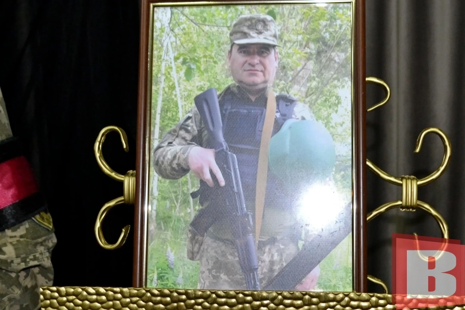 Новини Хмельницького - фото з Трьох хмельничан нагородили орденами за мужність. Посмертно