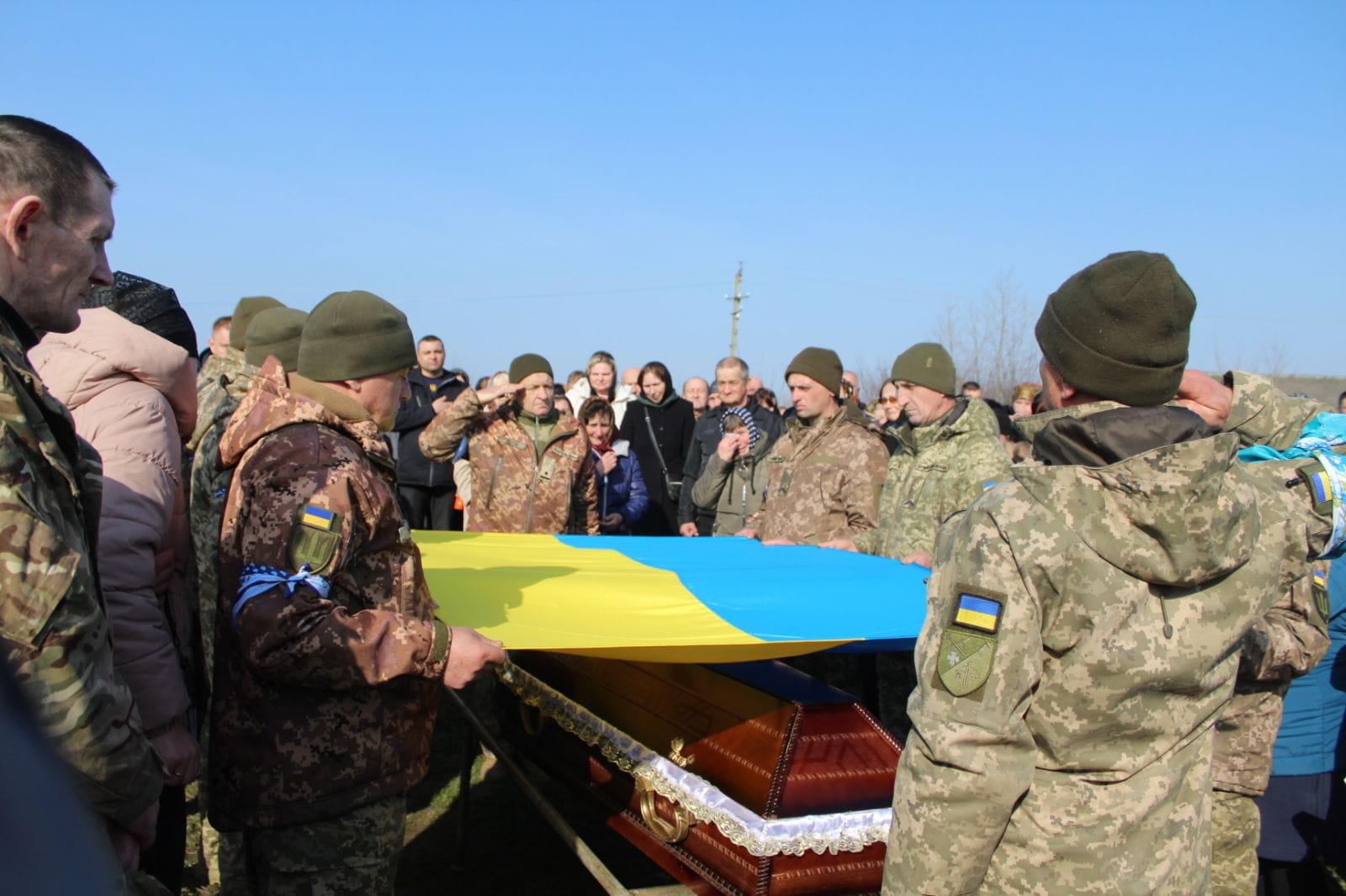 Новини Тернополя - фото з На Тернопільщині попрощалися із захисником Олександром Анімушком