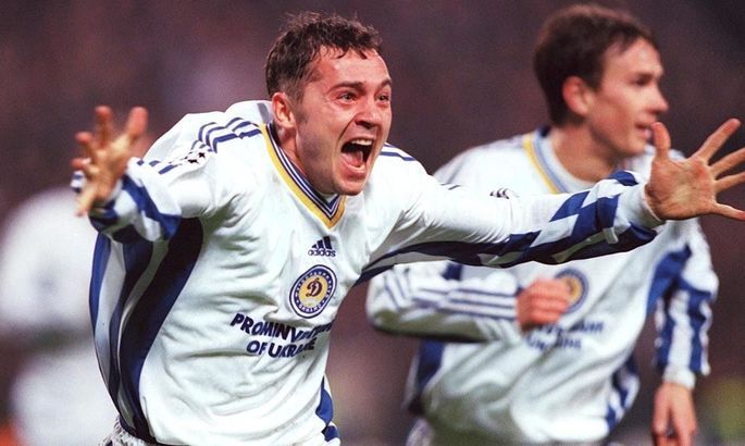 Новини Вінниці - фото з Легендарний Віталій Косовський нагороджує вінницьких футболістів і грає серед ветеранів