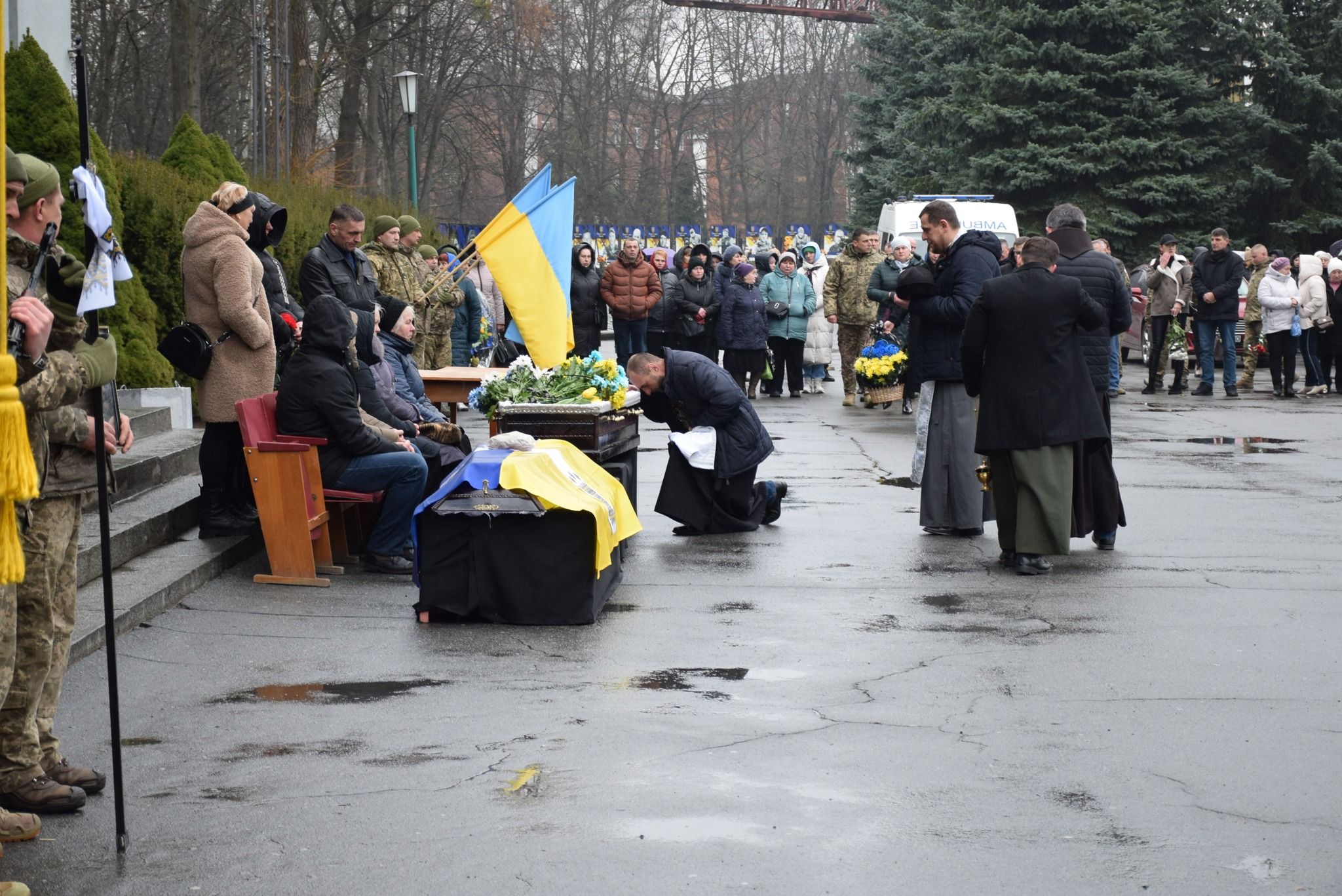 Новини Хмельницького - фото з Загинув внаслідок удару «шахеда». Попрощались з кулеметником Андрієм Кравчуком