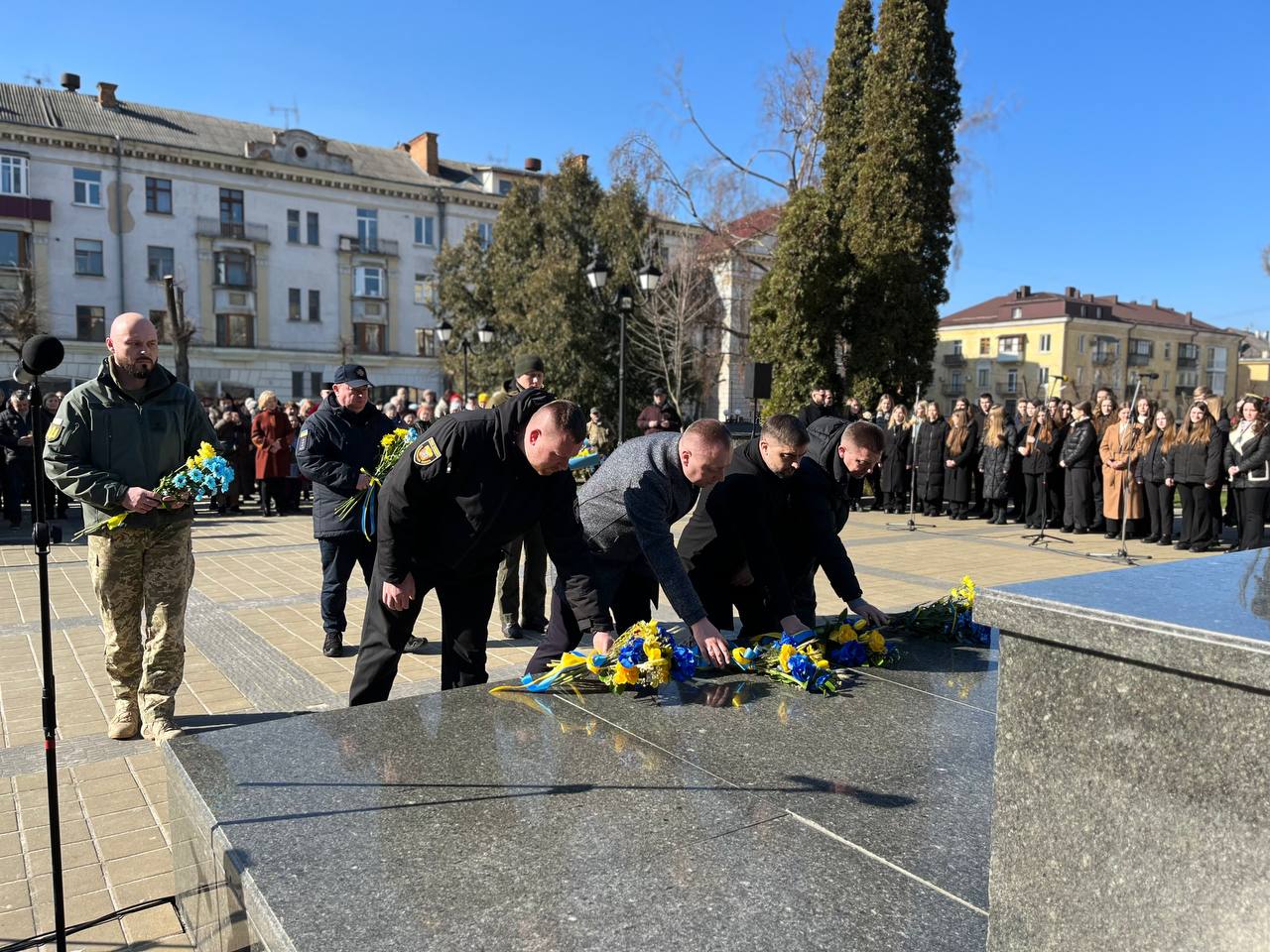 Новини Тернополя - фото з Кобзарю — 210! У Тернополі вшанували пам‘ять Тараса Шевченка