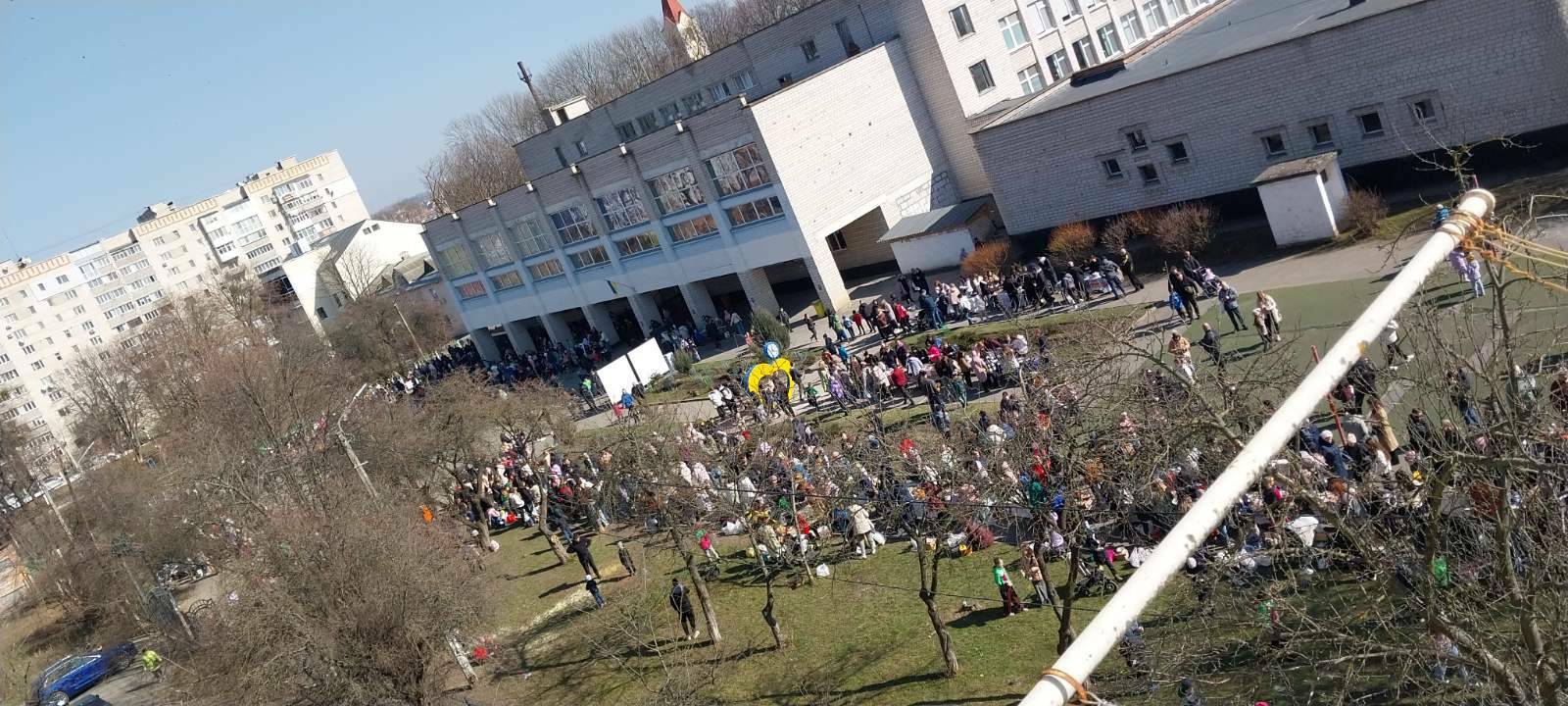 Новини Вінниці - фото з Ярмарок-фестиваль «Тарасова смачна країна» на підтримку ЗСУ: 27-й ліцей зібрав рекордну суму