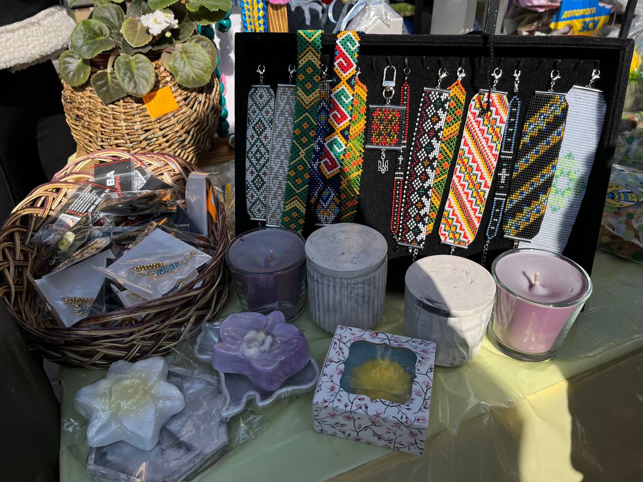 Новини Тернополя - фото з «Купуй смаколик – донать на дрони»: у Тернополі організували ярмарок для ЗСУ