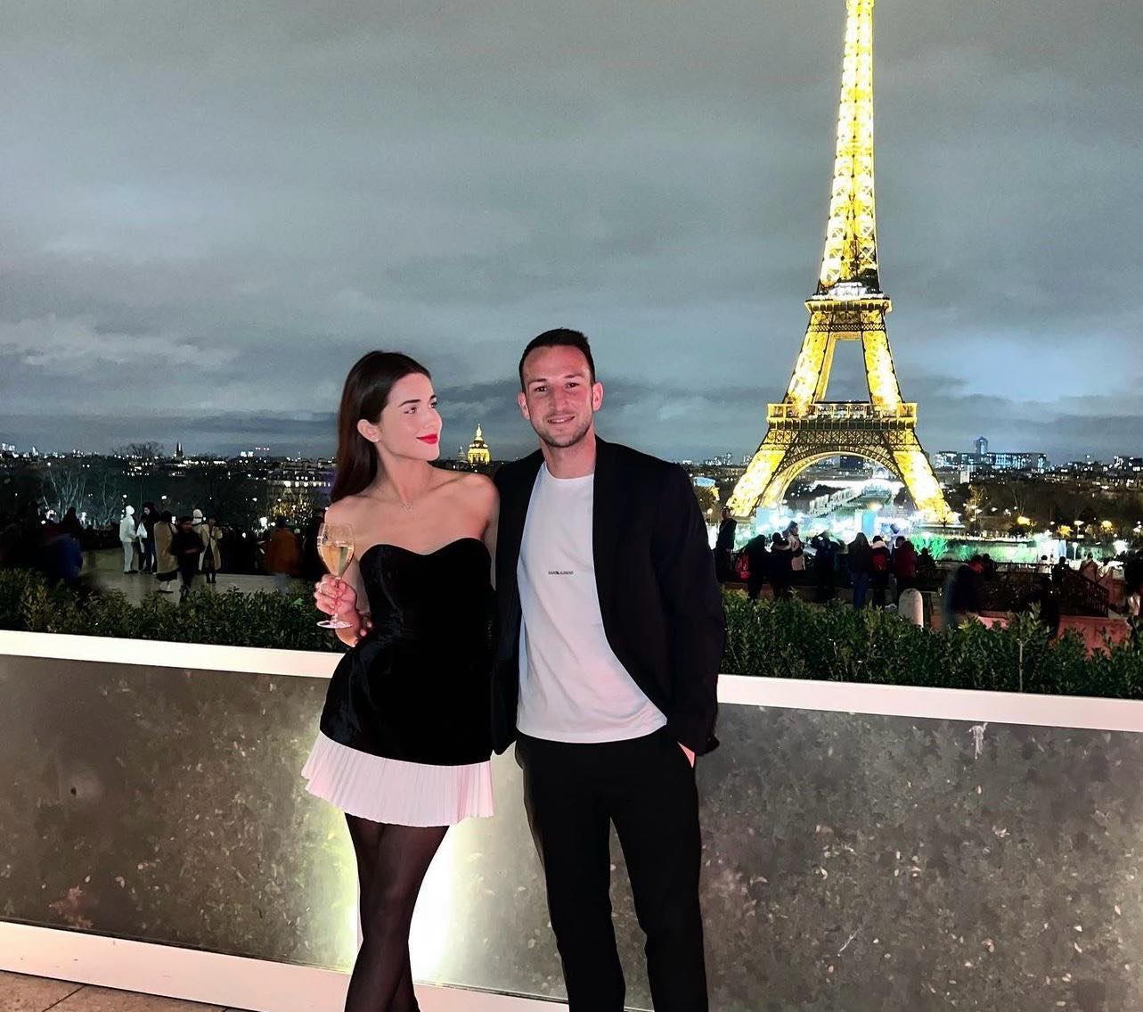 Новини Вінниці - фото з З ведучої у наречену «Металіста»: вінничанка Дар'я Лелюк отримала пропозицію від футболіста