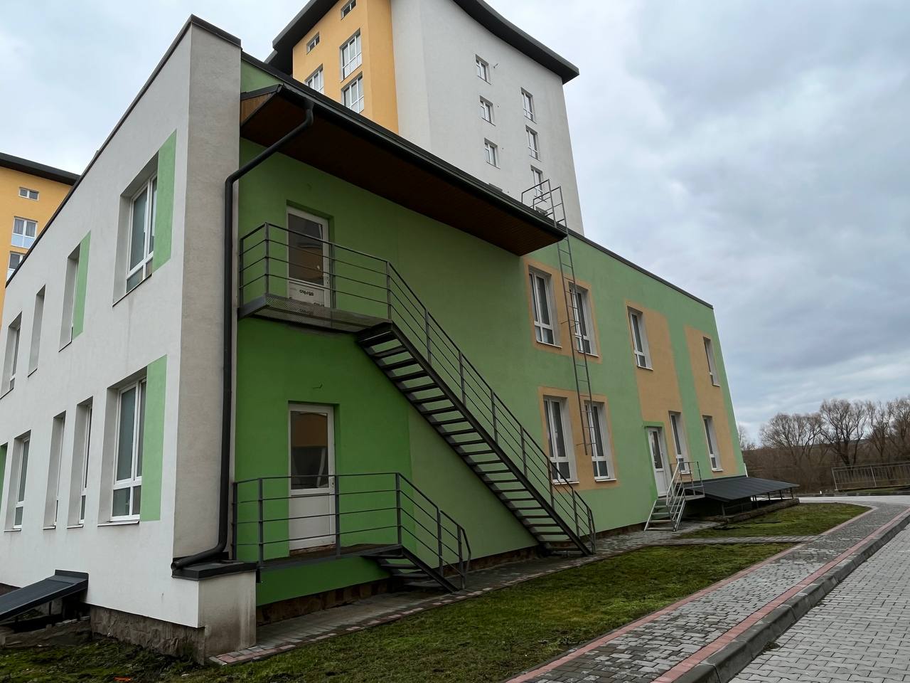 Новини Тернополя - фото з Облаштування нового садка на Микулинецькій: як міськрада отримала приміщення та які компанії фігурують