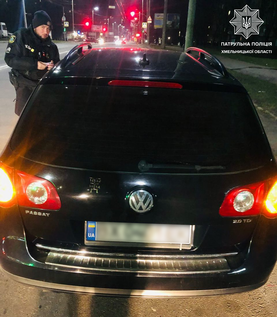 Новини Хмельницького - фото з П'яний хмельничанин давав хабар патрульним: чим це закінчилось