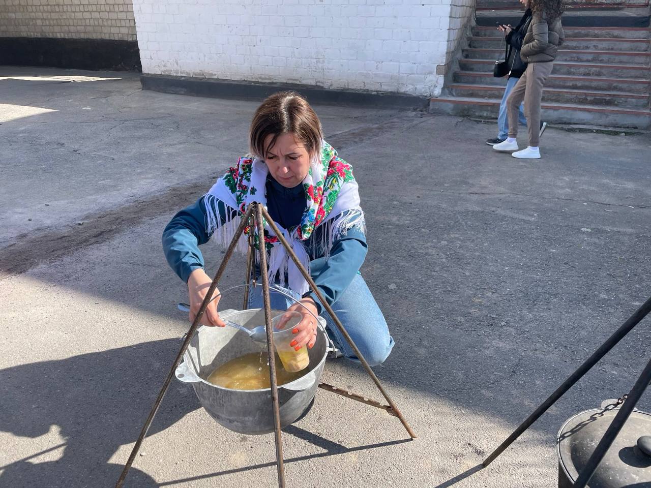 Новини Вінниці - фото з Ярмарок-фестиваль «Тарасова смачна країна» на підтримку ЗСУ: 27-й ліцей зібрав рекордну суму