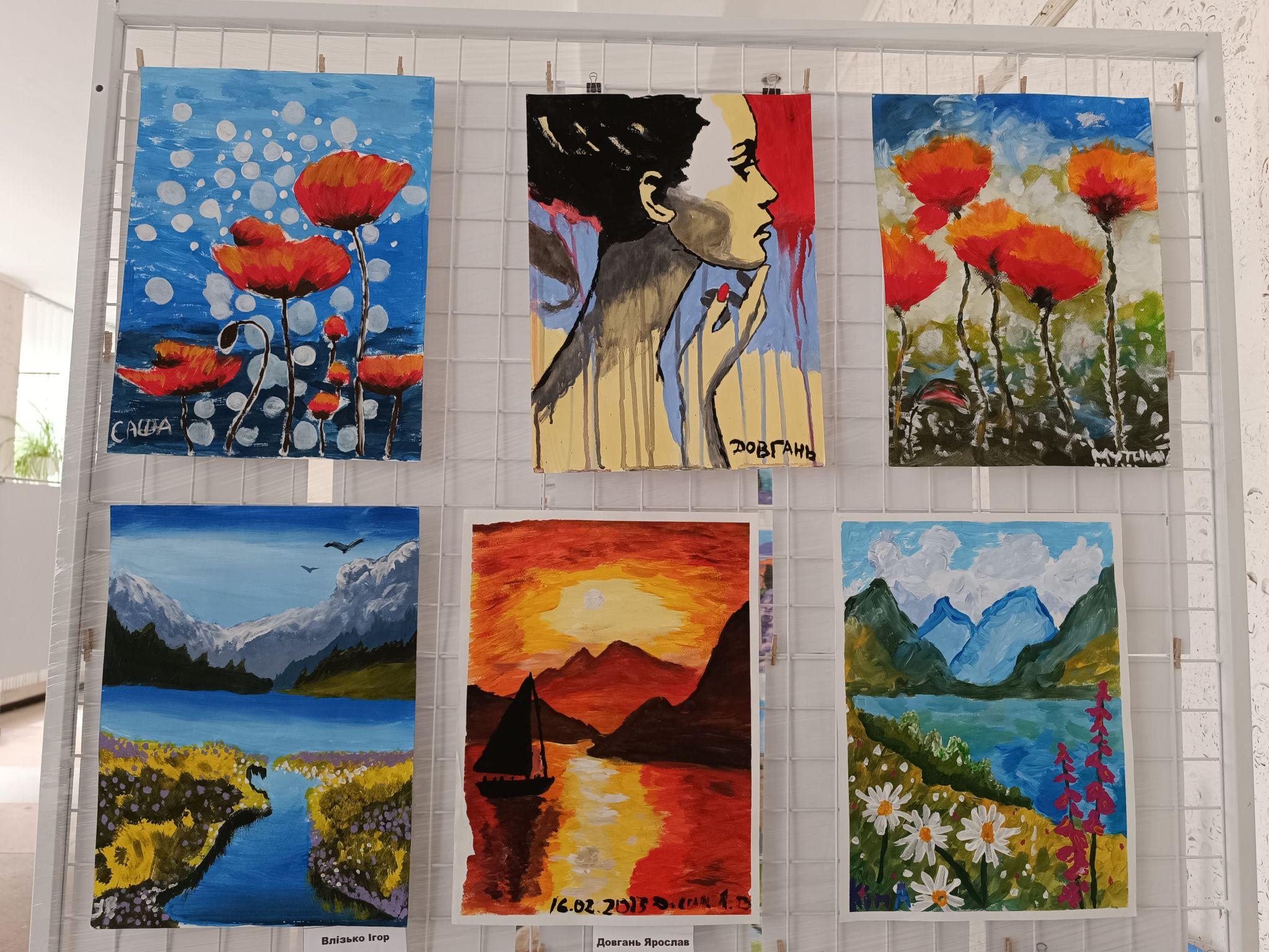 Новини Тернополя - фото з «За малюнками приховані біль і втрати»: військові під час реабілітації намалювали картини (ФОТО)