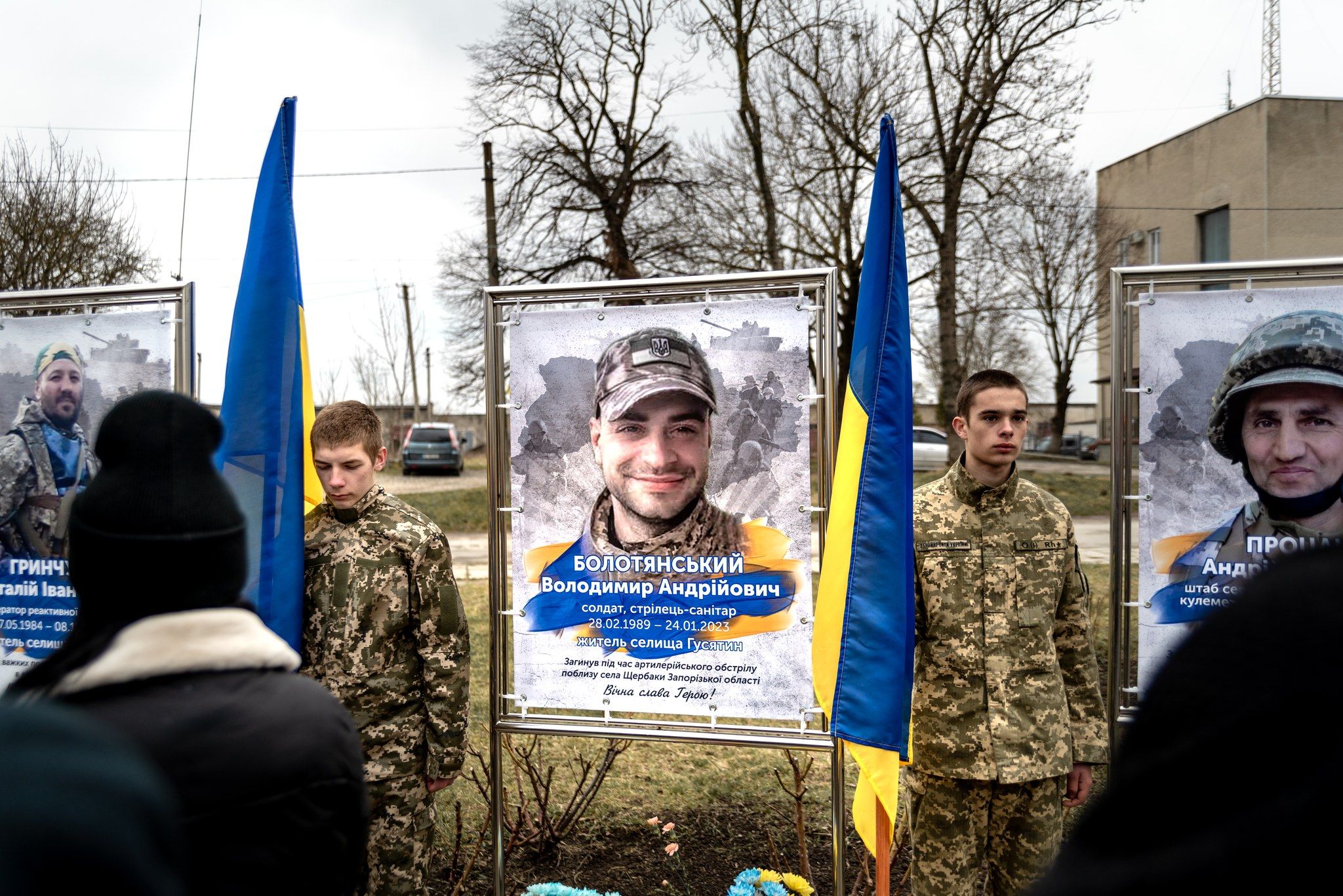Новини Тернополя - фото з У Гусятині відкрили Алею Пам’яті Героїв