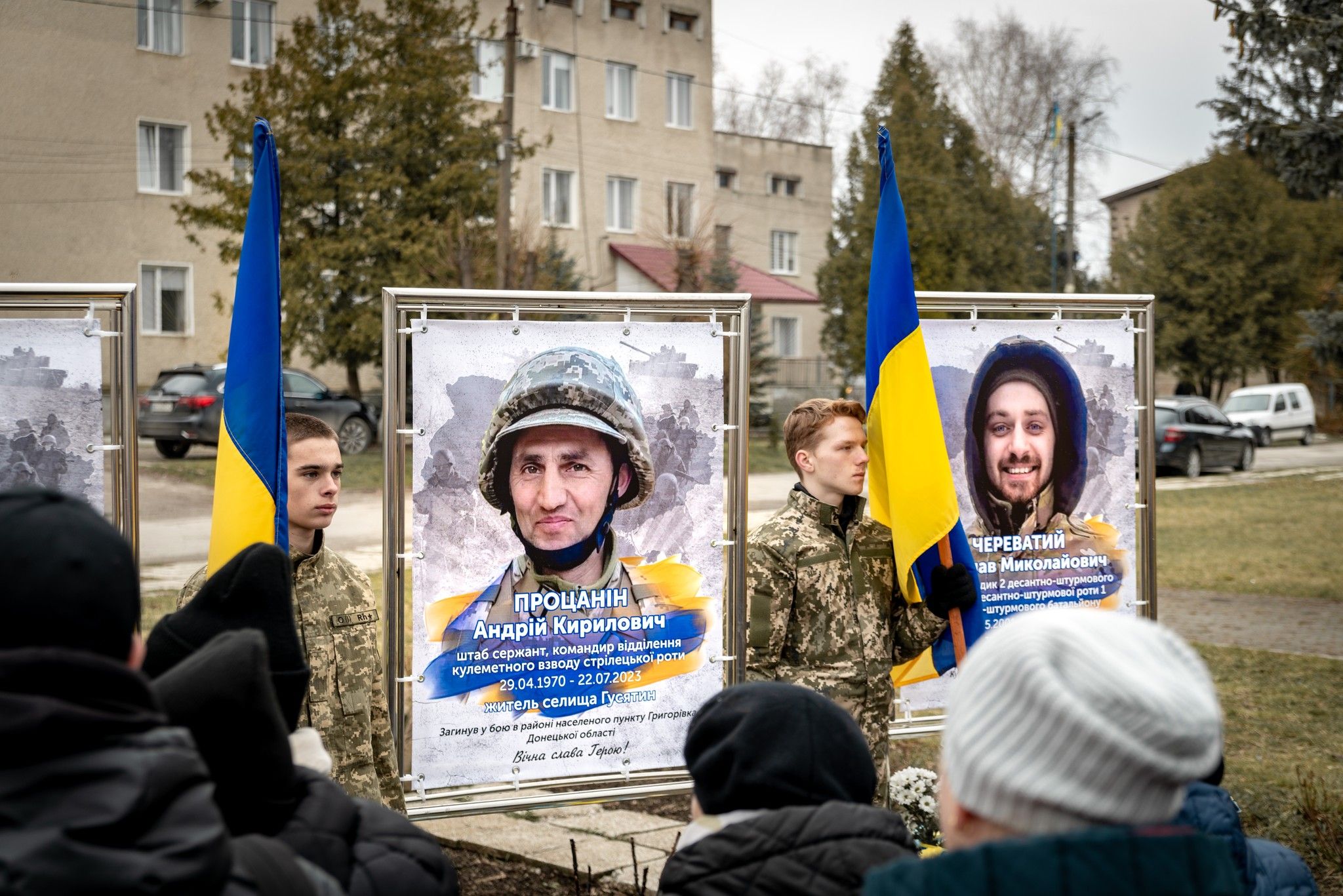 Новини Тернополя - фото з У Гусятині відкрили Алею Пам’яті Героїв
