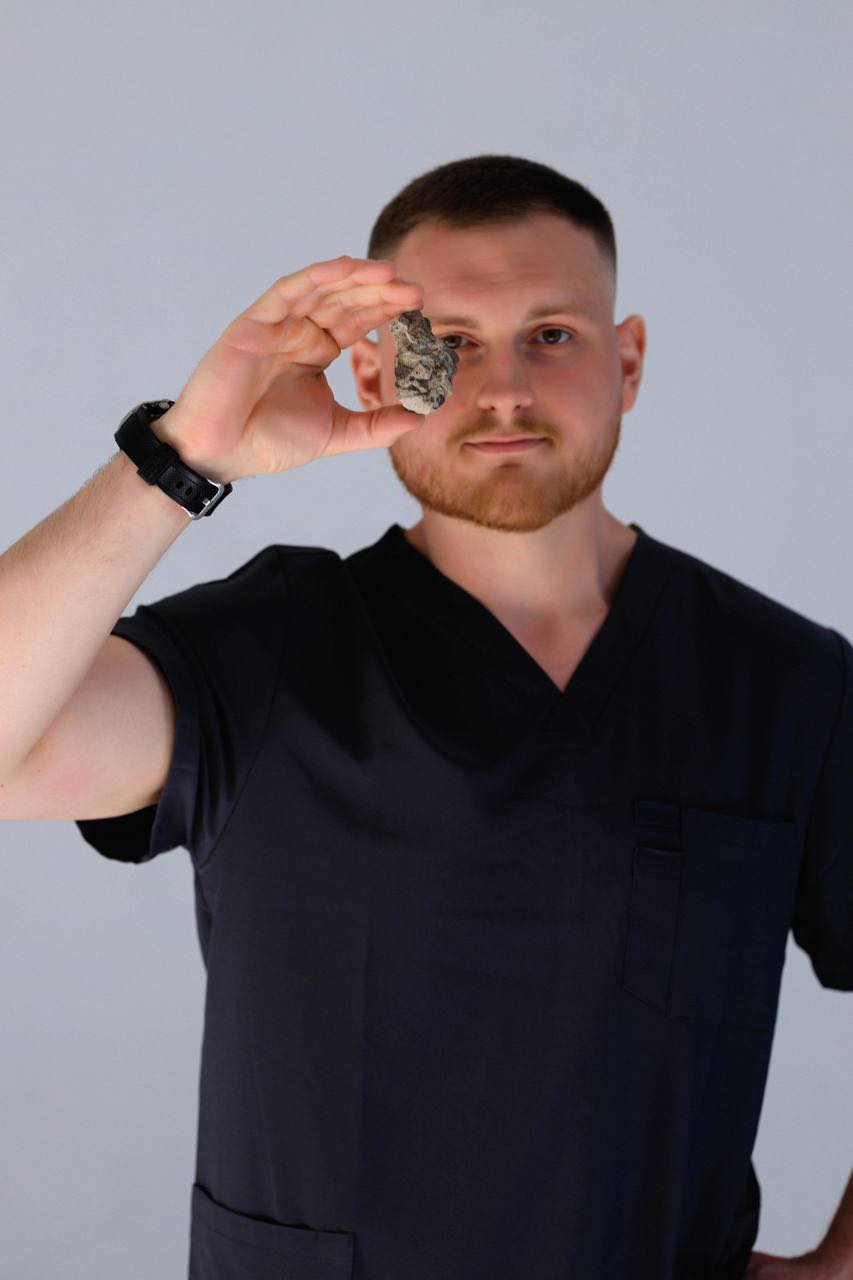 Новини Хмельницького - фото з Пензлик у животі та відрізаний член: лікарські історії від хмельницького уролога – Івана Воронюка Нет описания.