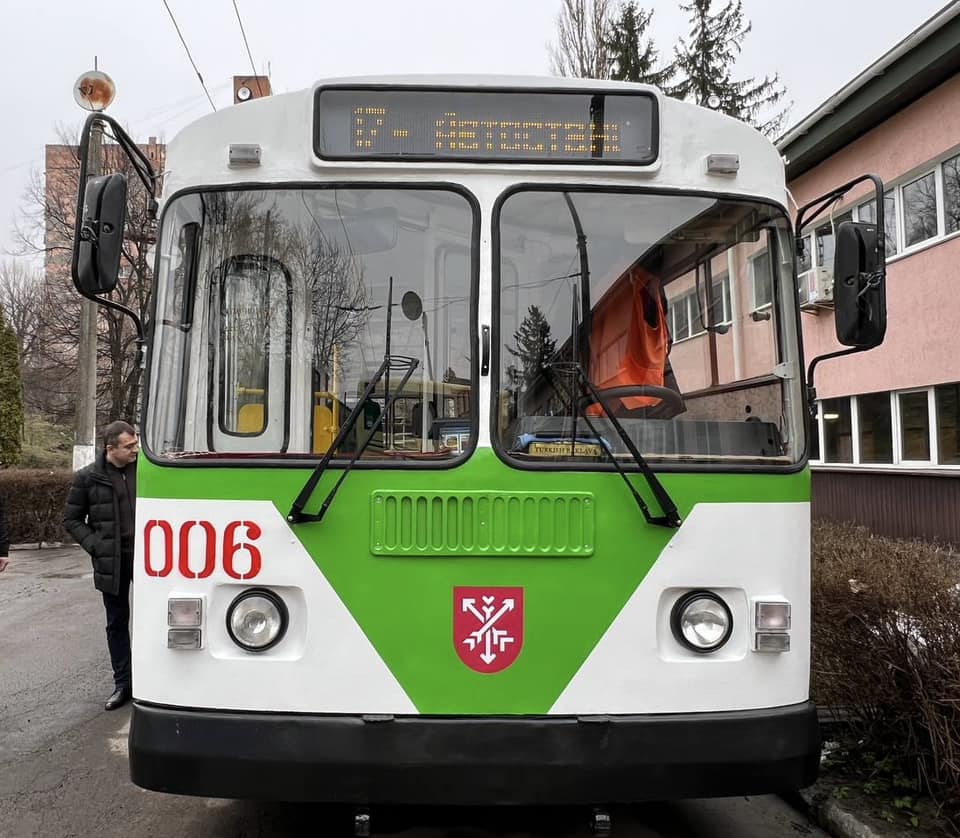 Новини Хмельницького - фото з У Хмельницькому зробили капремонт тролейбуса