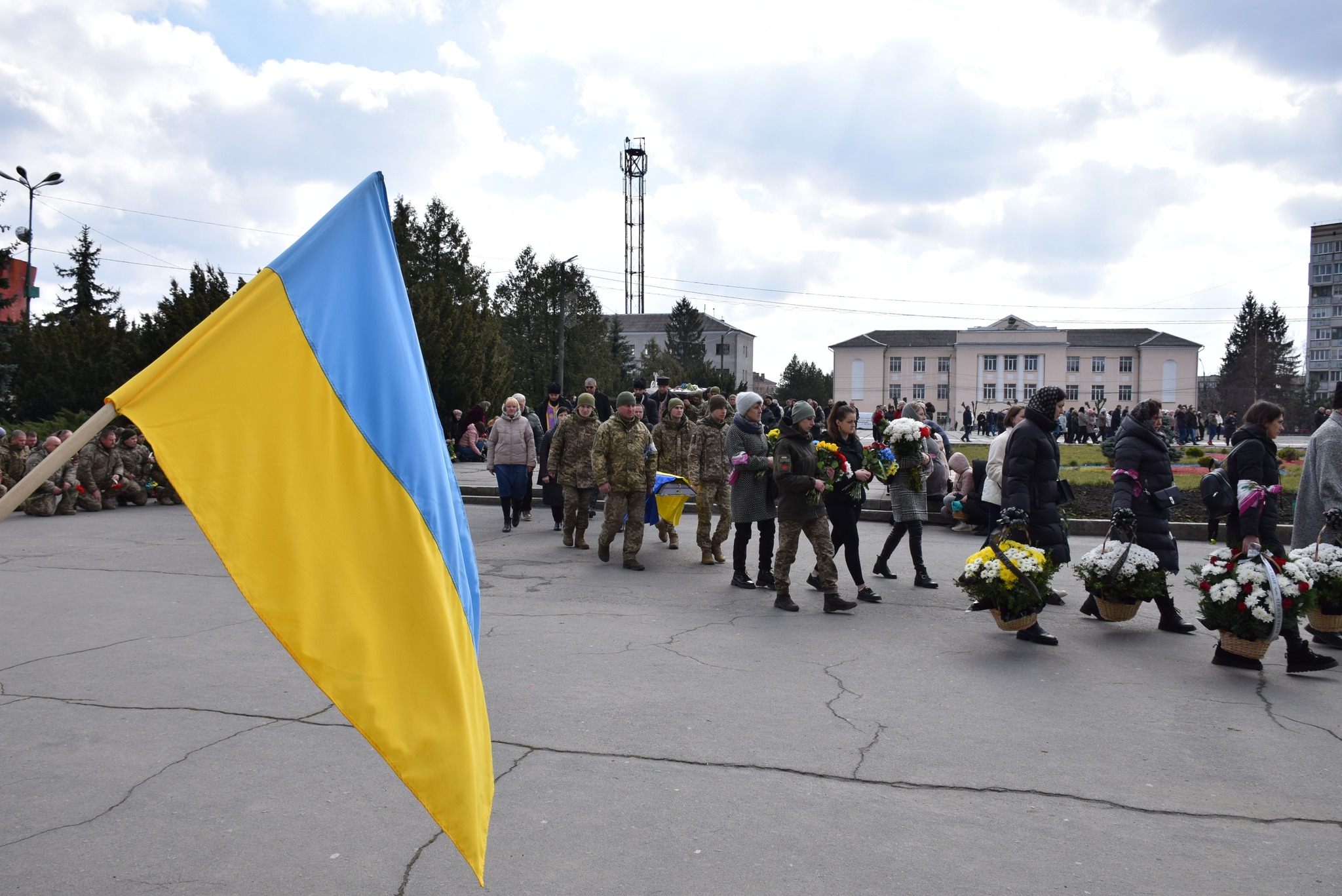 Новини Хмельницького - фото з На Хмельниччині попрощались зі снайпером Андрієм Парфенюком