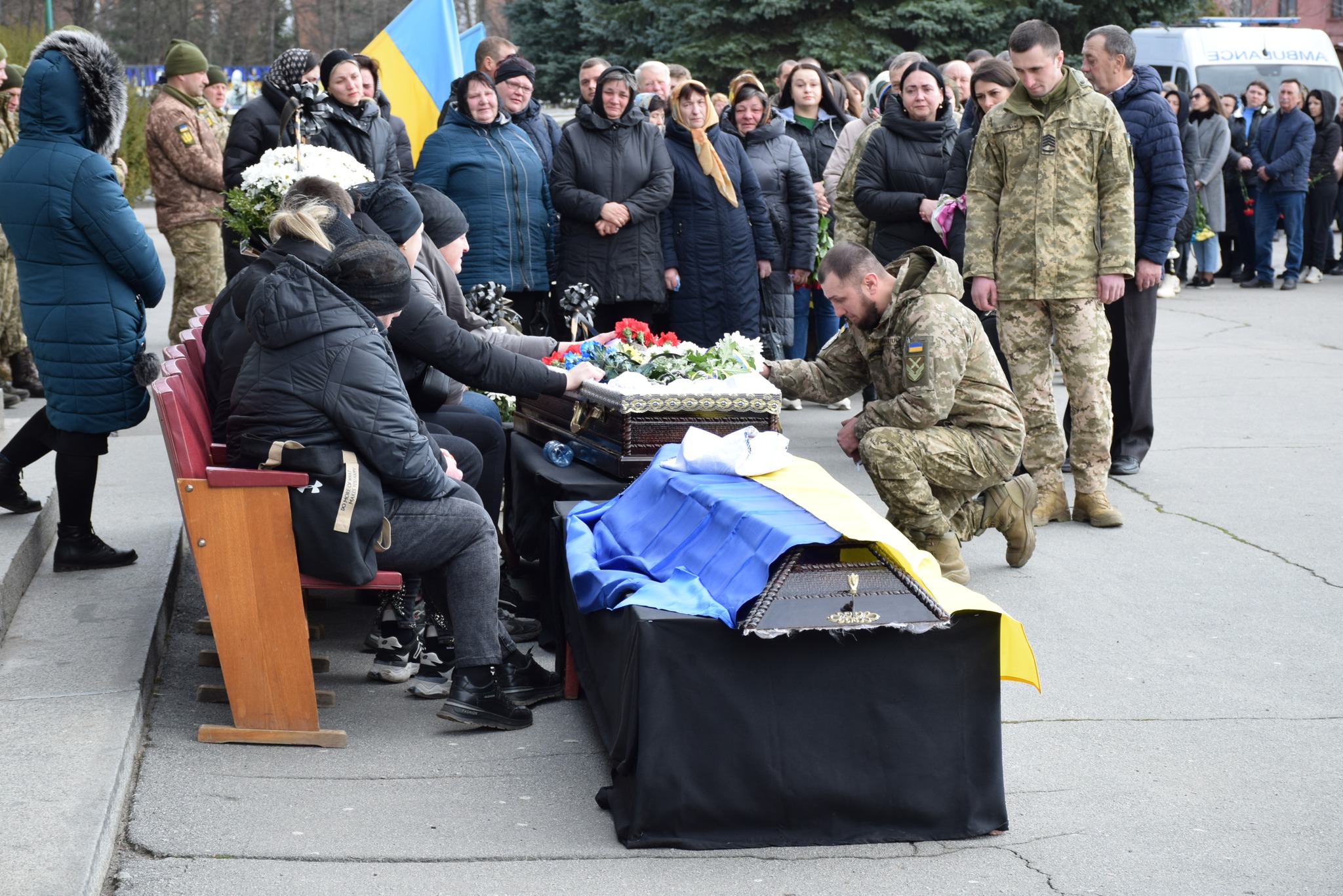 Новини Хмельницького - фото з На Хмельниччині попрощались зі снайпером Андрієм Парфенюком