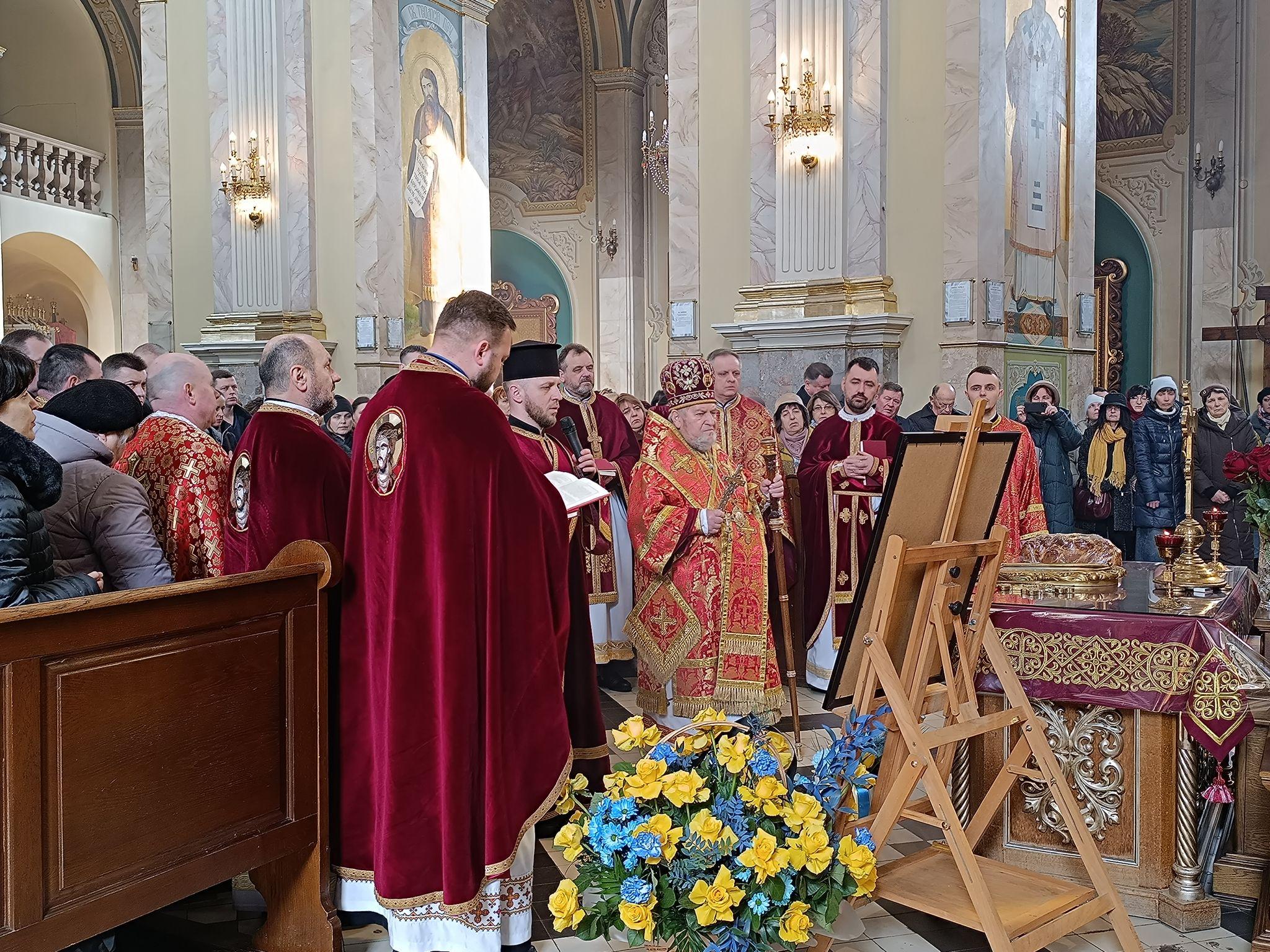 Новини Тернополя - фото з Рік, як не з нами Любомир Крупа. У Тернополі вшанували пам’ять полеглого Героя