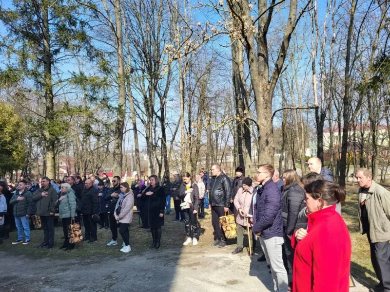 Новини Хмельницького - фото з На Ярмолинеччині відкрили вісім пам’ятних дошок полеглим захисникам та захисниці
