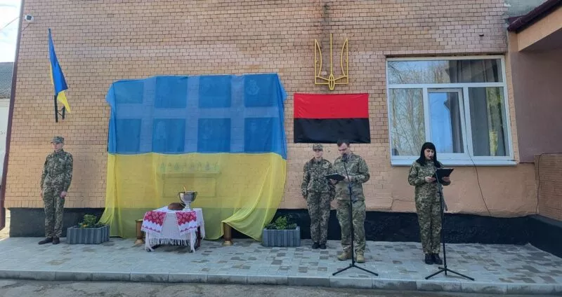 Новини Хмельницького - фото з На Ярмолинеччині відкрили вісім пам’ятних дошок полеглим захисникам та захисниці