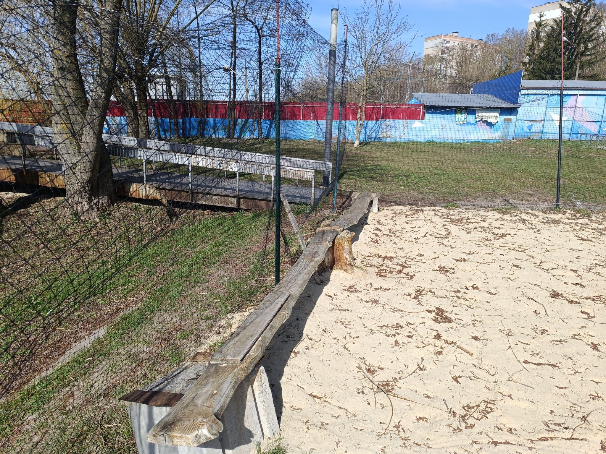 Новини Тернополя - фото з Волейбольний майданчик на Циганці планують ремонтувати: у якому він стані та що мають робити